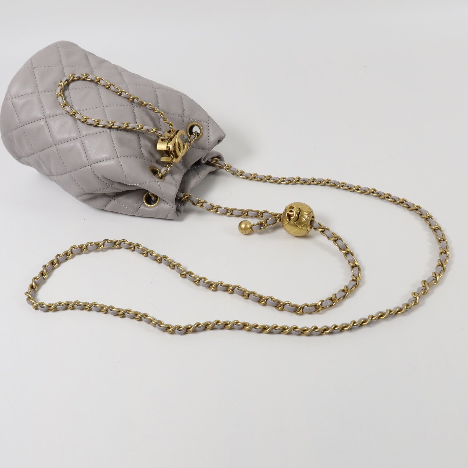 CHANEL 羊皮皮革Pearl Crush Bucket Bag鏈帶肩背袋
