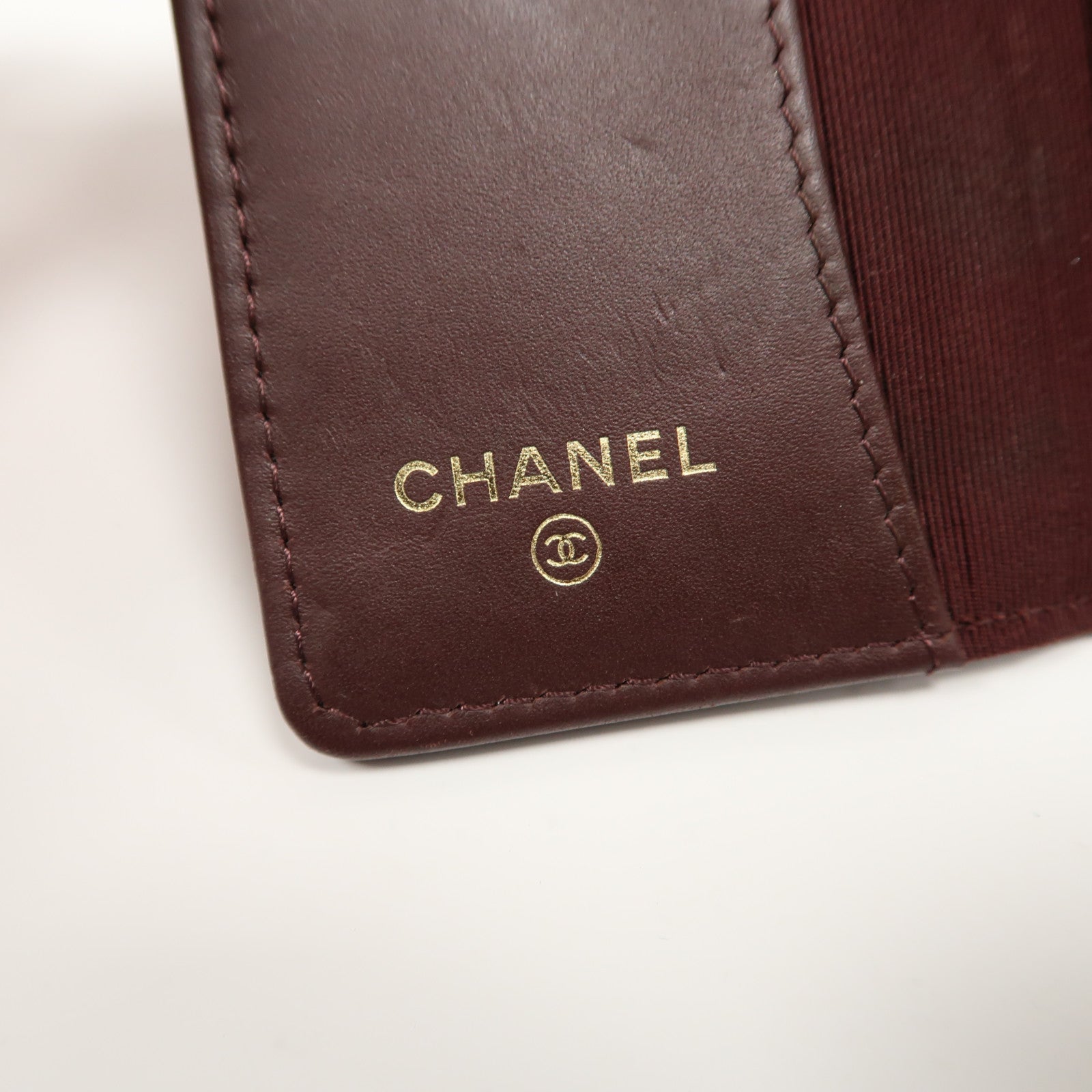 CHANEL Caviar皮革Keycase金扣鎖匙包黑色