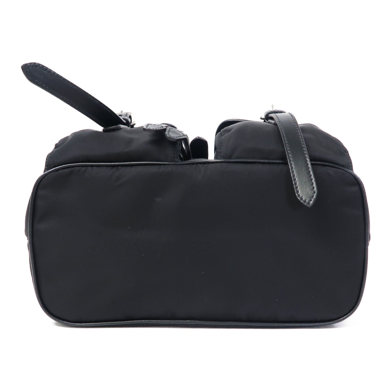 PRADA 尼龍Backpack銀扣背包黑色