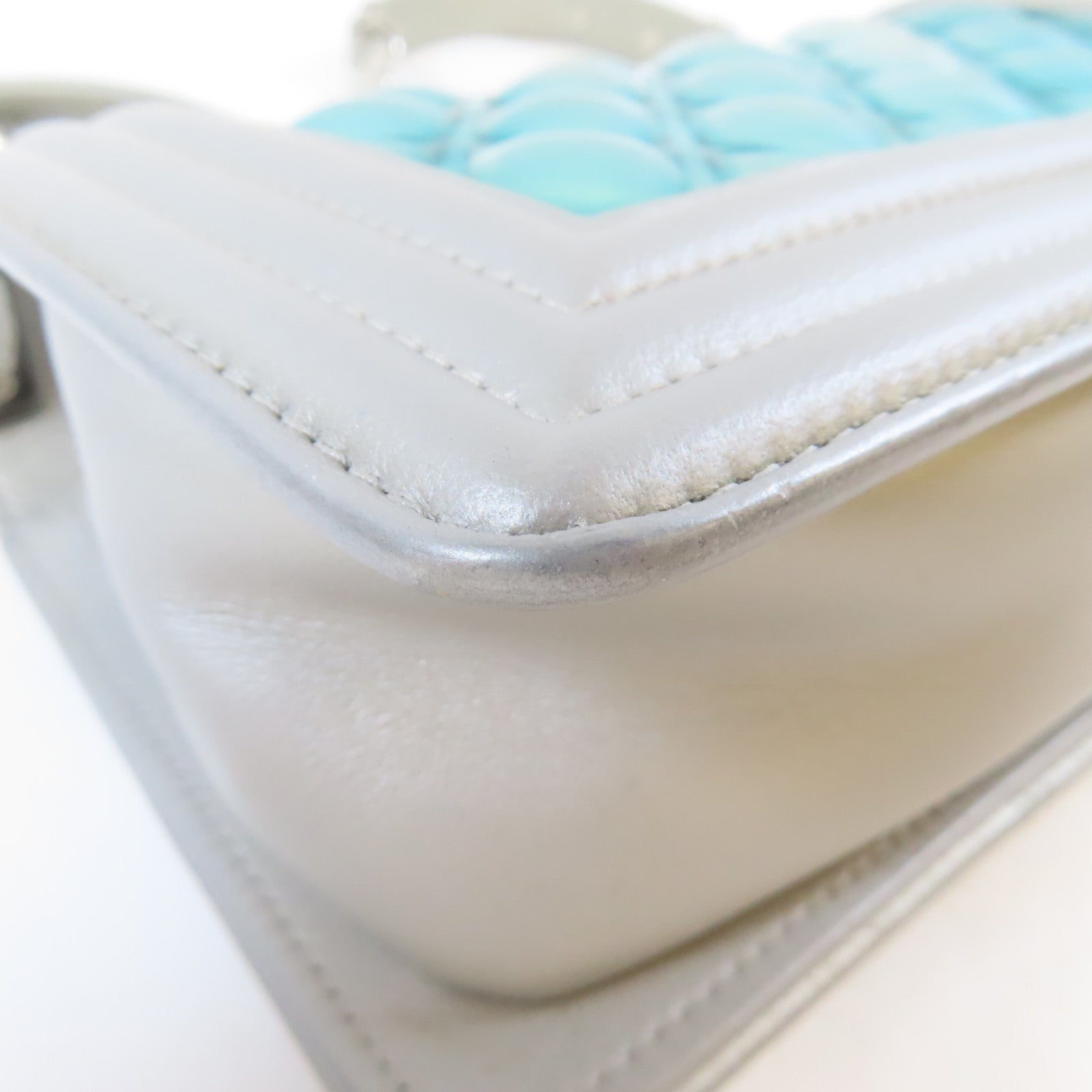 CHANEL 【激減優惠】菱格PVC/皮革Water Boy Flap Bag銀扣鏈帶肩背袋藍色/灰色