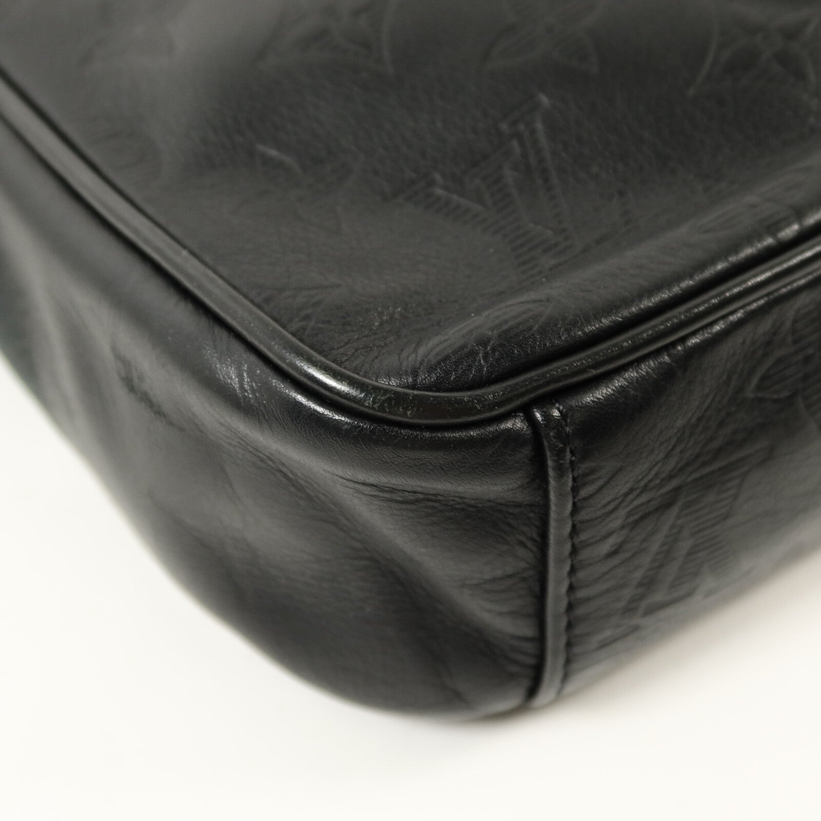 LOUIS VUITTON Monogram Shadow Danube PM肩背袋