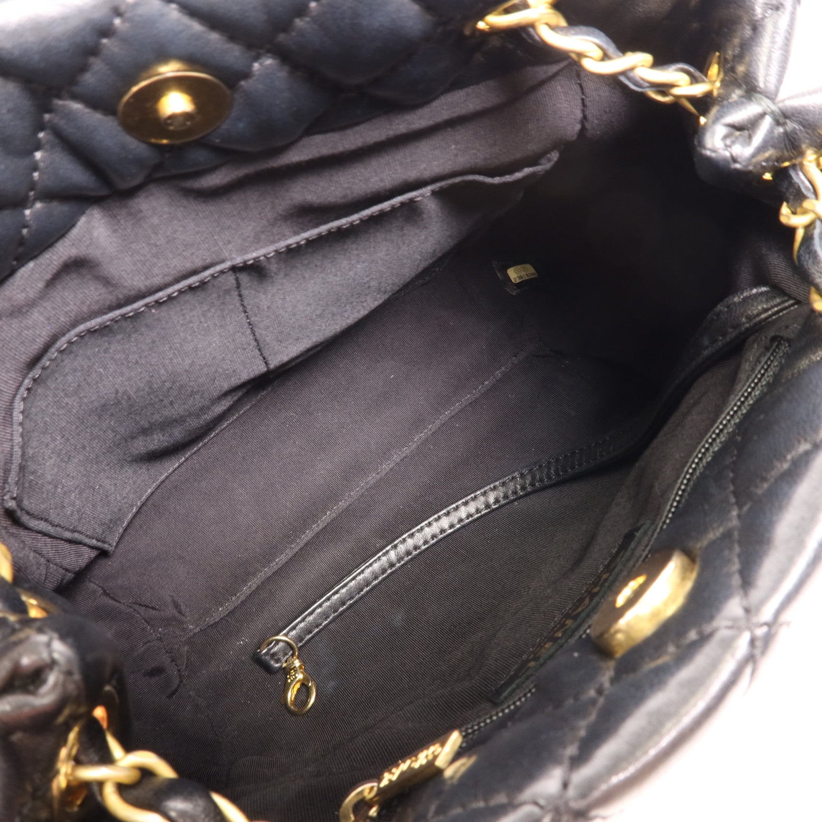 CHANEL 羊皮皮革Chain Shoulder金扣鏈帶肩背袋