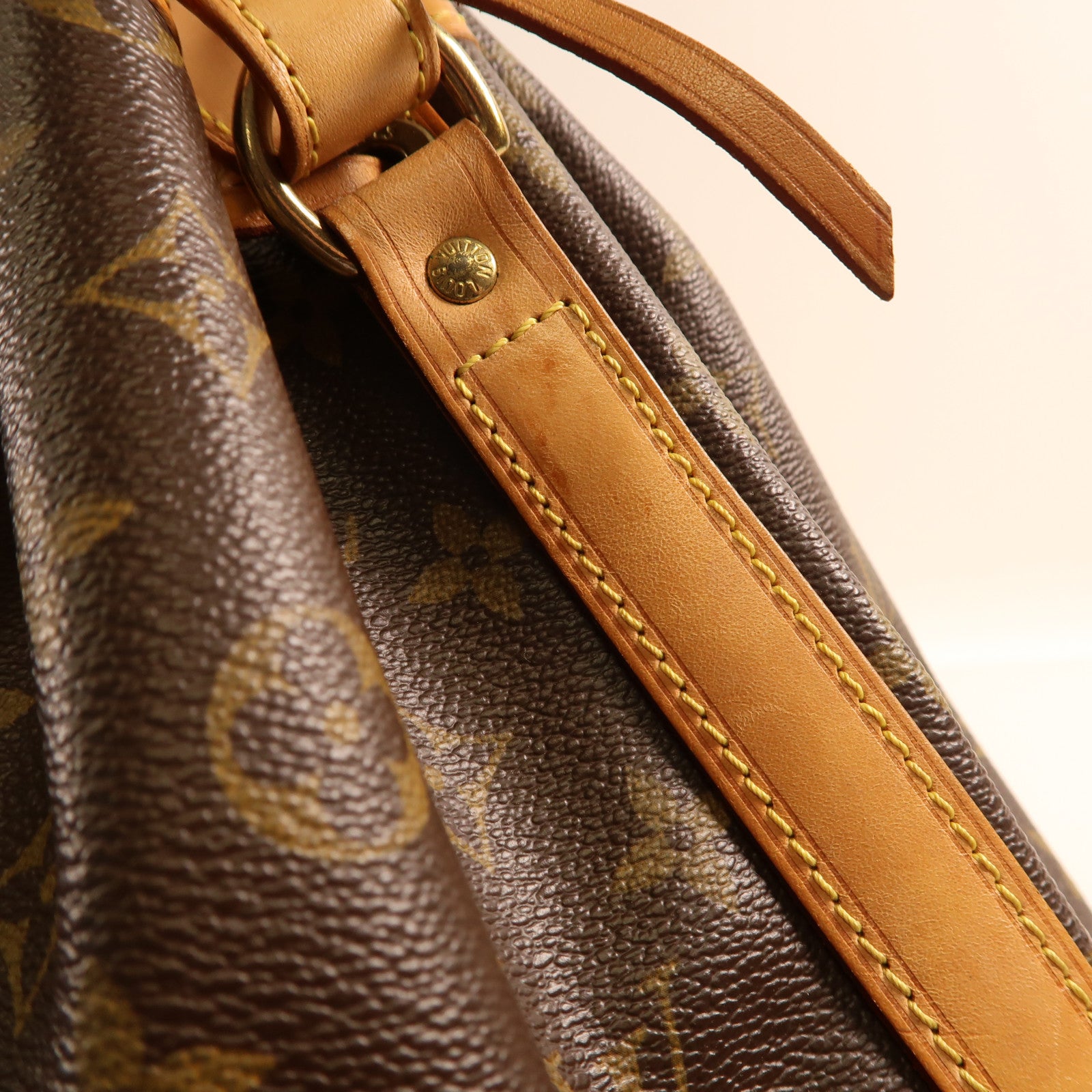 LOUIS VUITTON 【激減優惠】Monogram Noe Bucket Bag金扣肩背袋