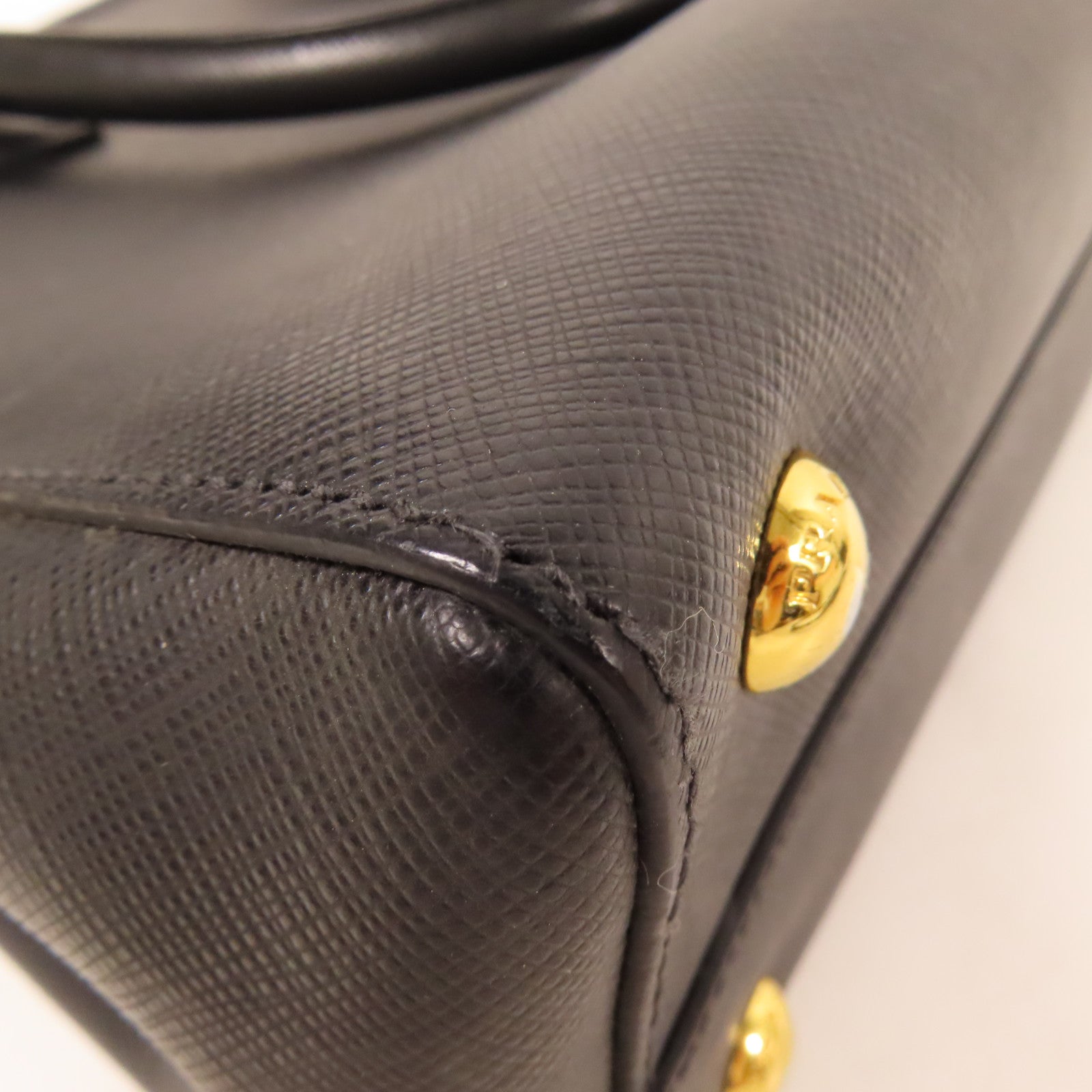 PRADA 牛皮皮革2 Way Shoulder金扣手挽肩背兩用袋