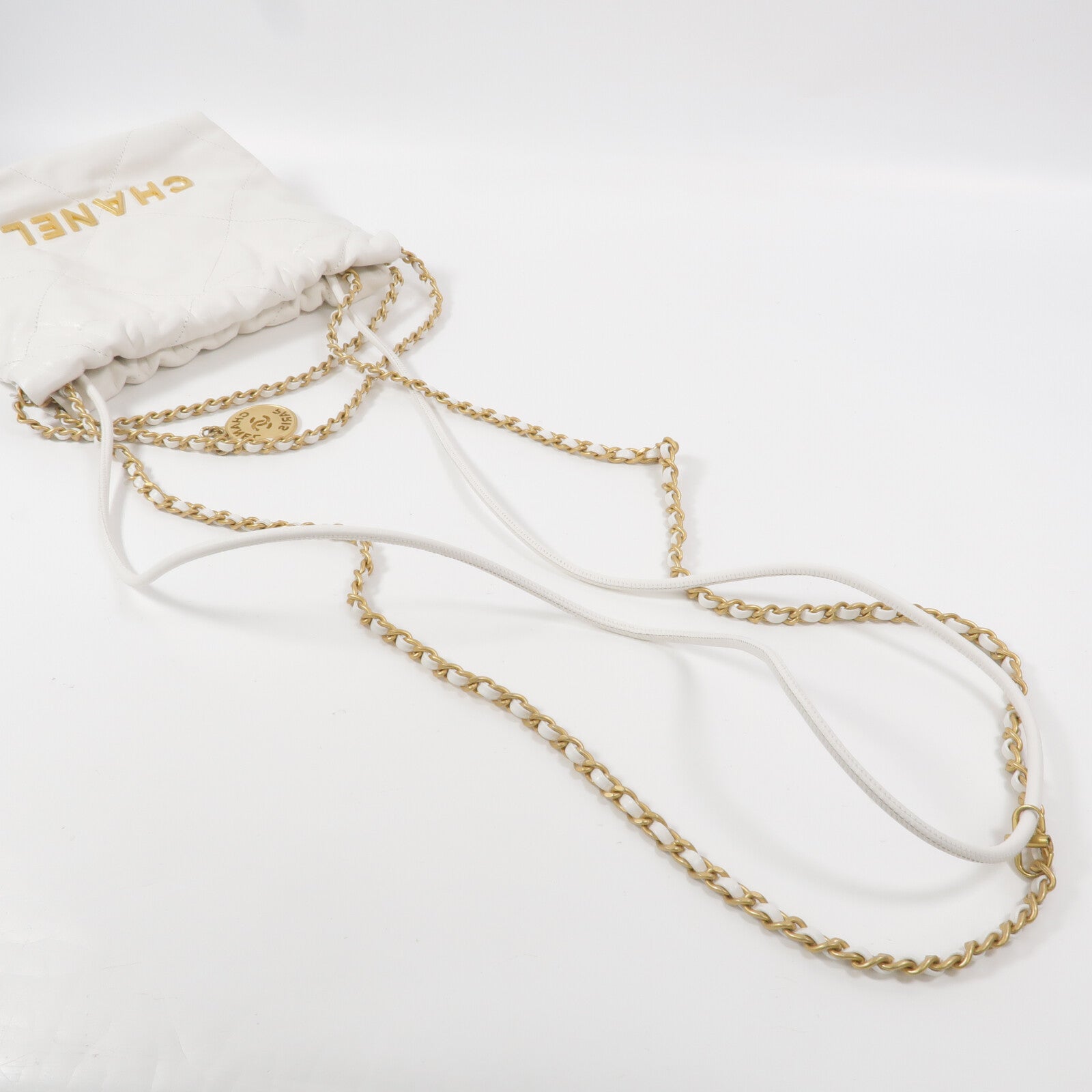CHANEL 牛皮皮革Chanel 22 Mini鏈帶肩背袋