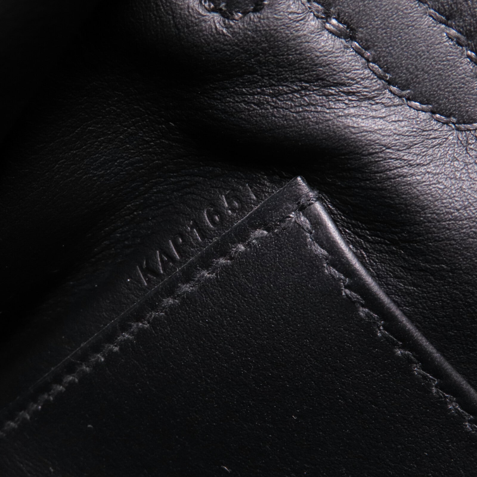 HERMES 【激減優惠】Swift皮革Kelly Pochette金扣手挽袋Noir