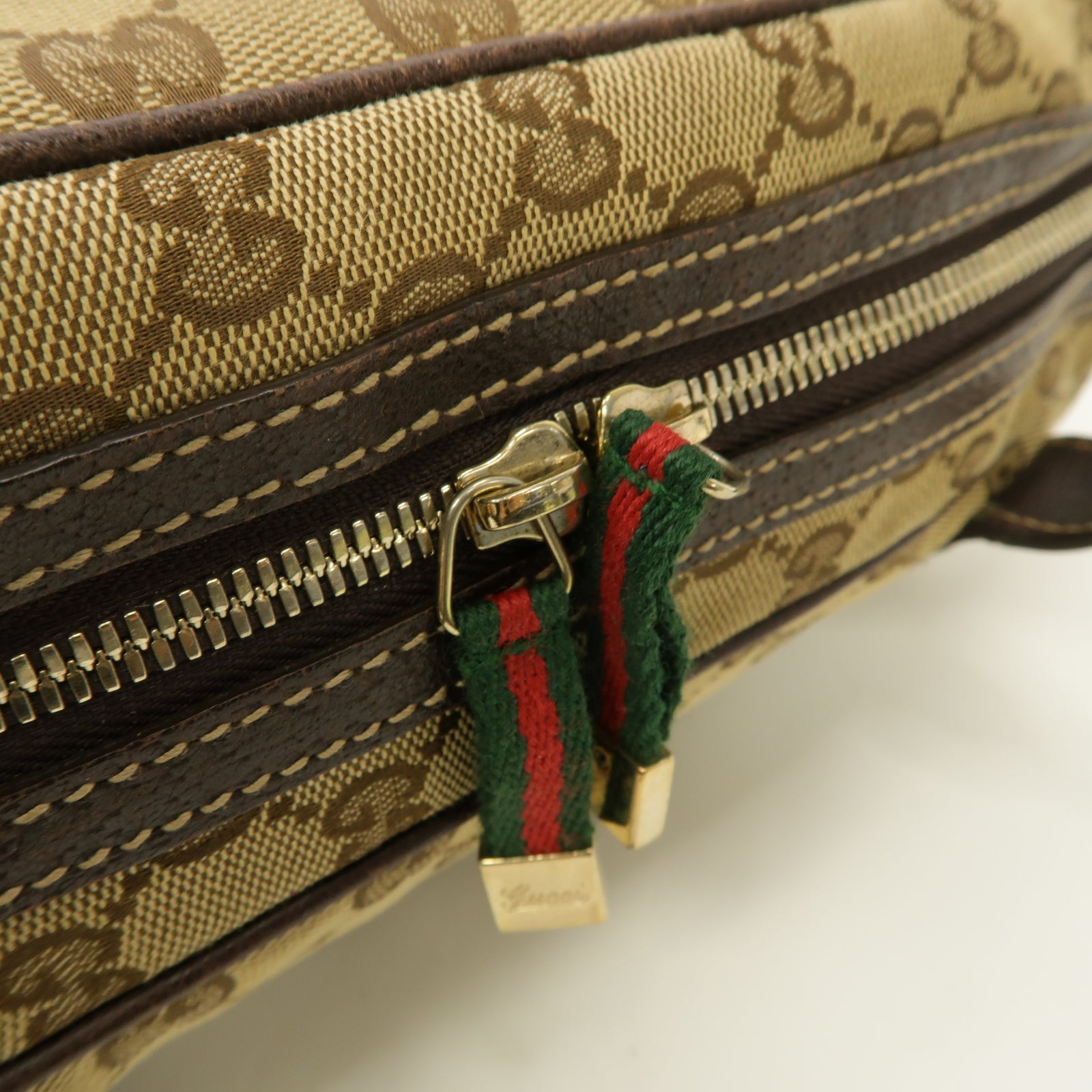 GUCCI 帆布Shoulder Bag金扣肩背袋啡色