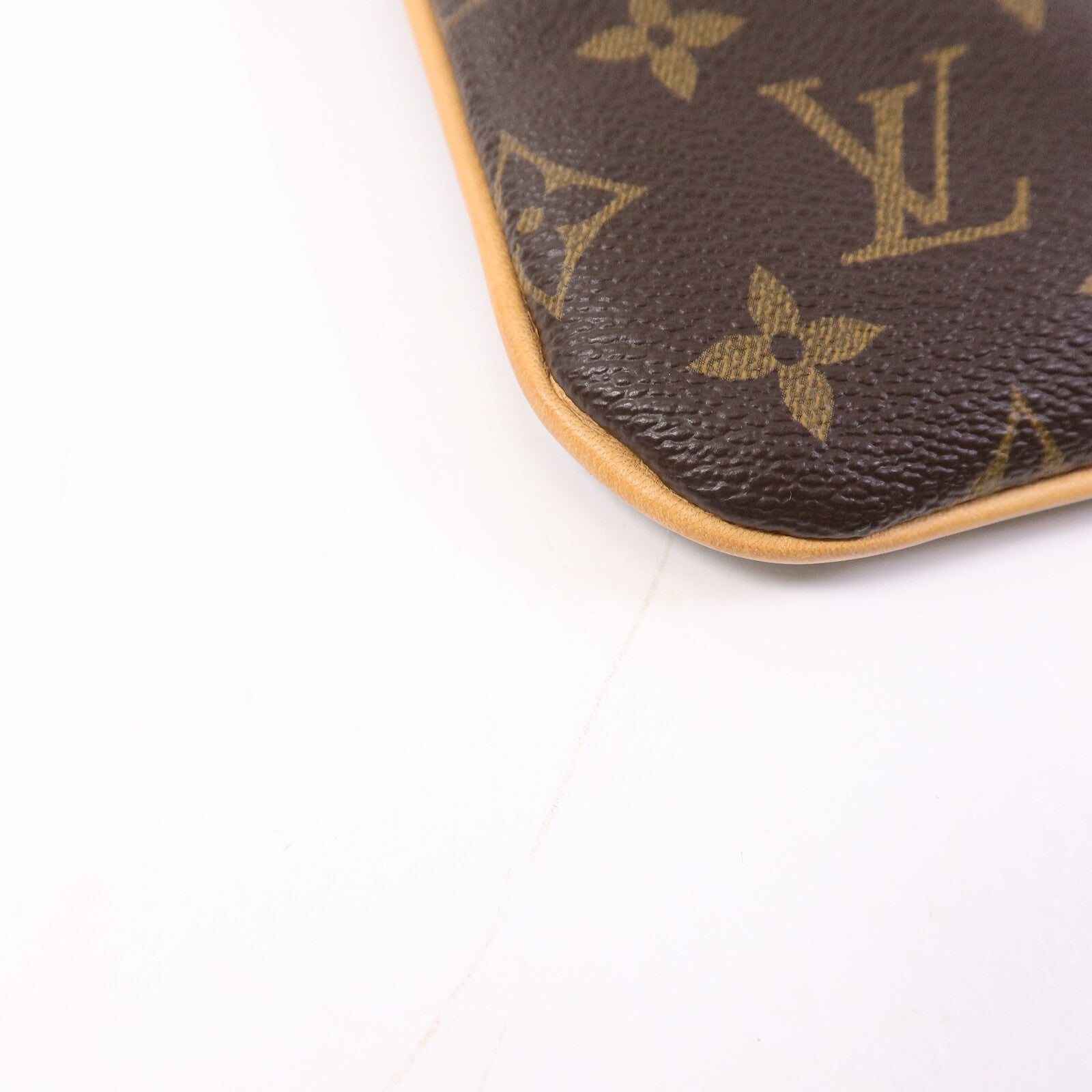 LOUIS VUITTON Monogram Valmy肩背袋