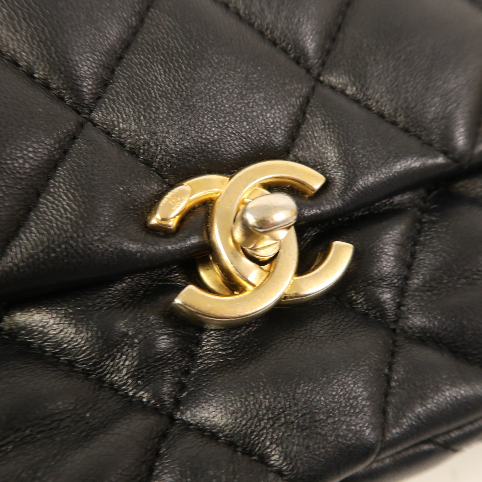 CHANEL【激減優惠】 羊皮皮革Chain Shoulder金扣鏈帶肩背袋