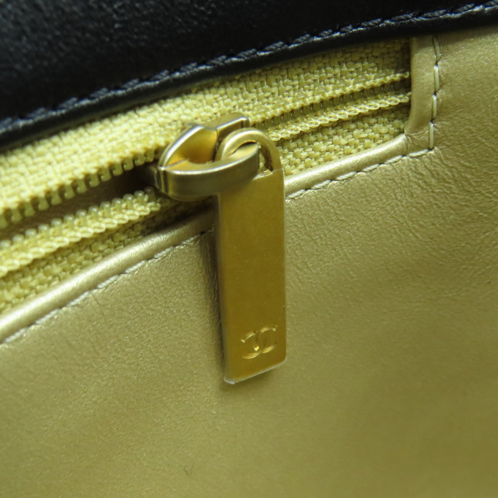 CHANEL 菱格羊皮皮革Shoulder Bag金扣手挽肩背兩用袋黑色