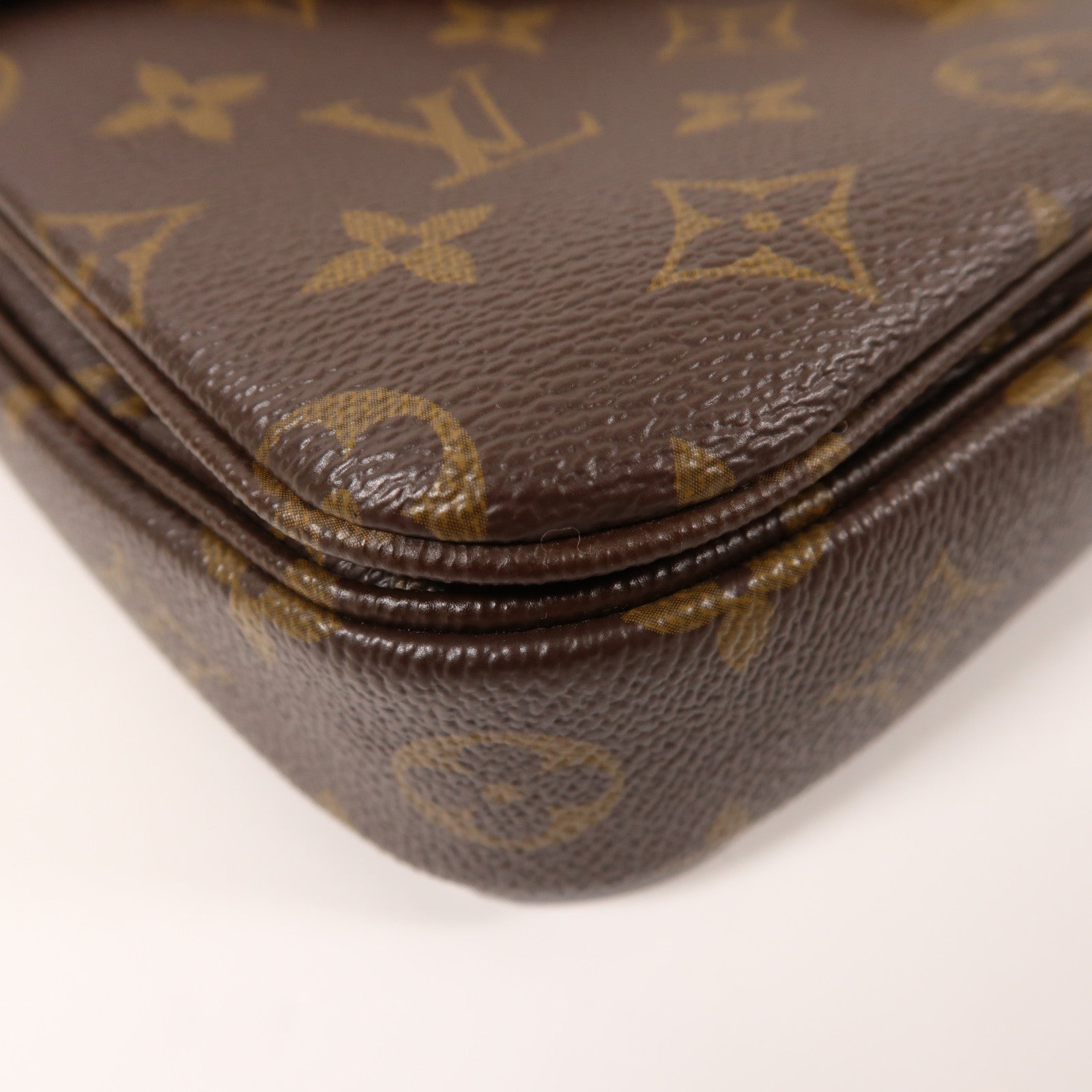 LOUIS VUITTON Monogram Pochette Metis MM金扣手挽肩背兩用袋