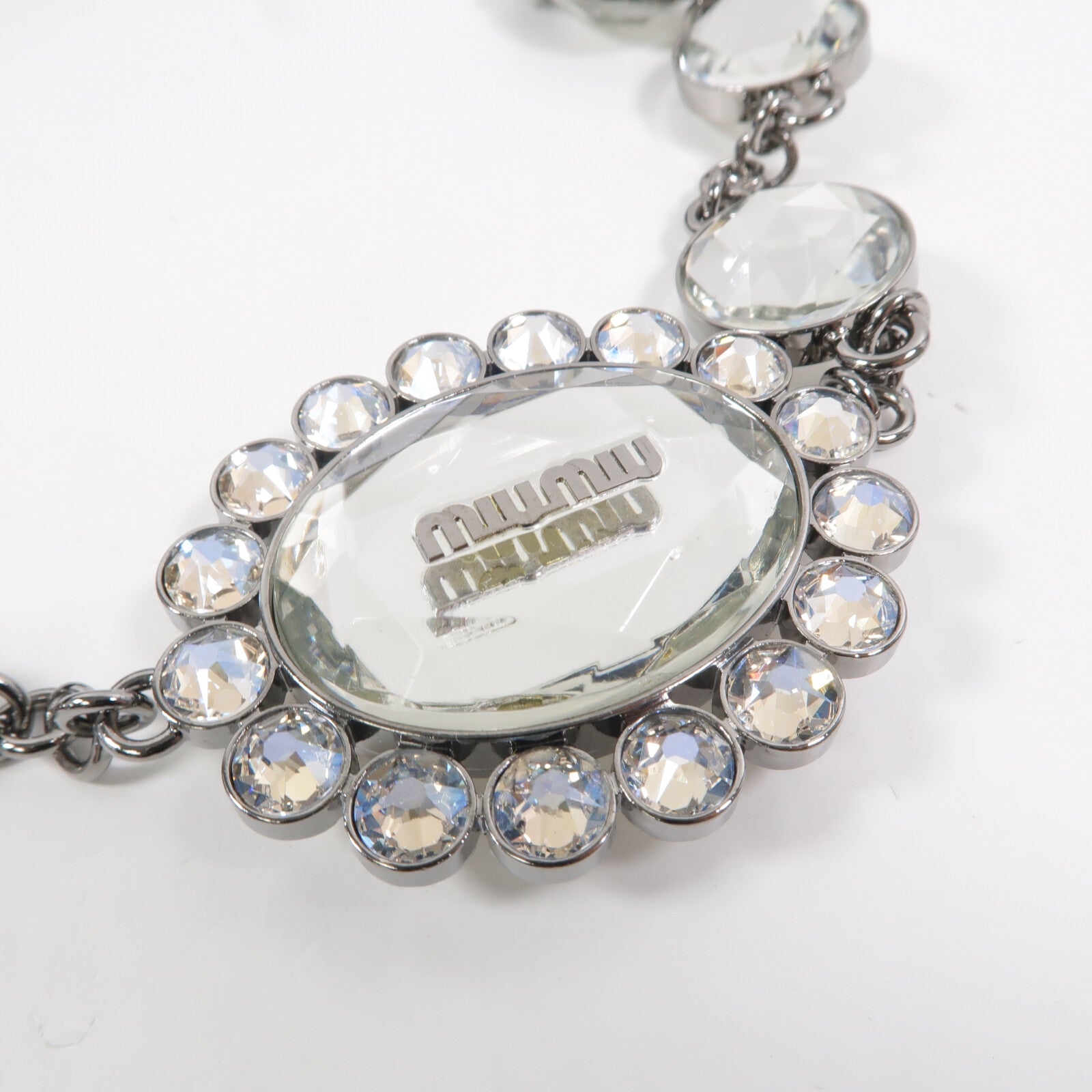 Miu Miu 天鵝絨Chain Shoulder手挽肩背兩用袋