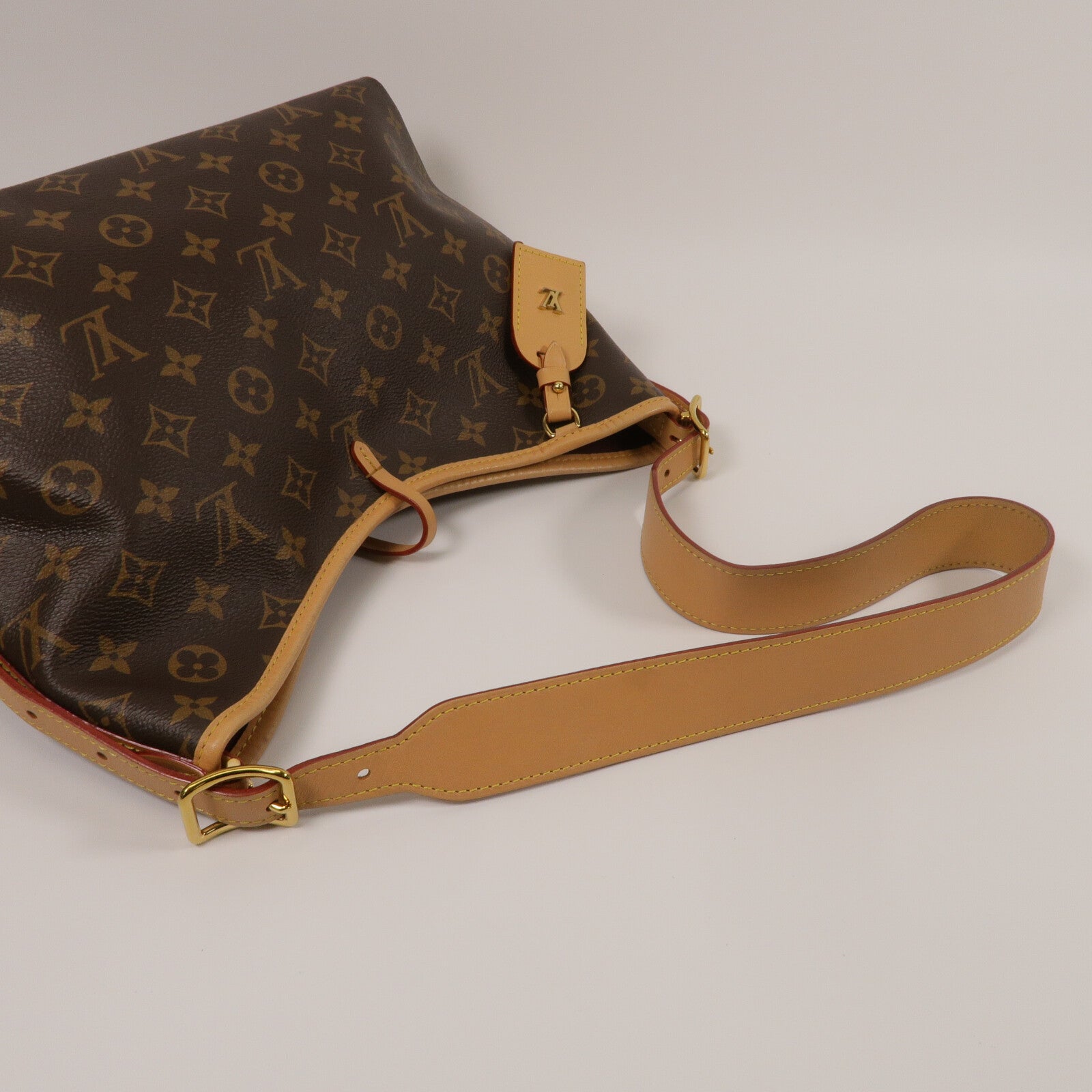 LOUIS VUITTON Monogram CarryAll PM肩背袋