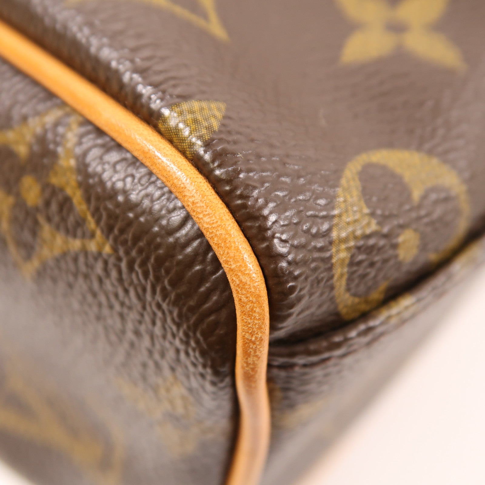 LOUIS VUITTON Monogram Valmy MM金扣肩背袋