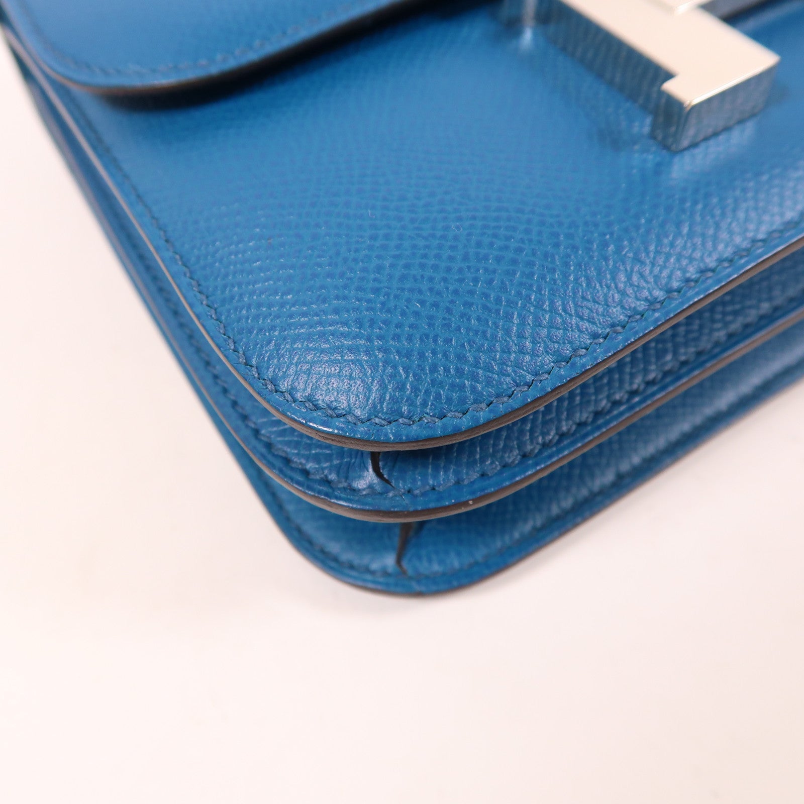 HERMES Epsom皮革Constance Mini銀扣肩背袋