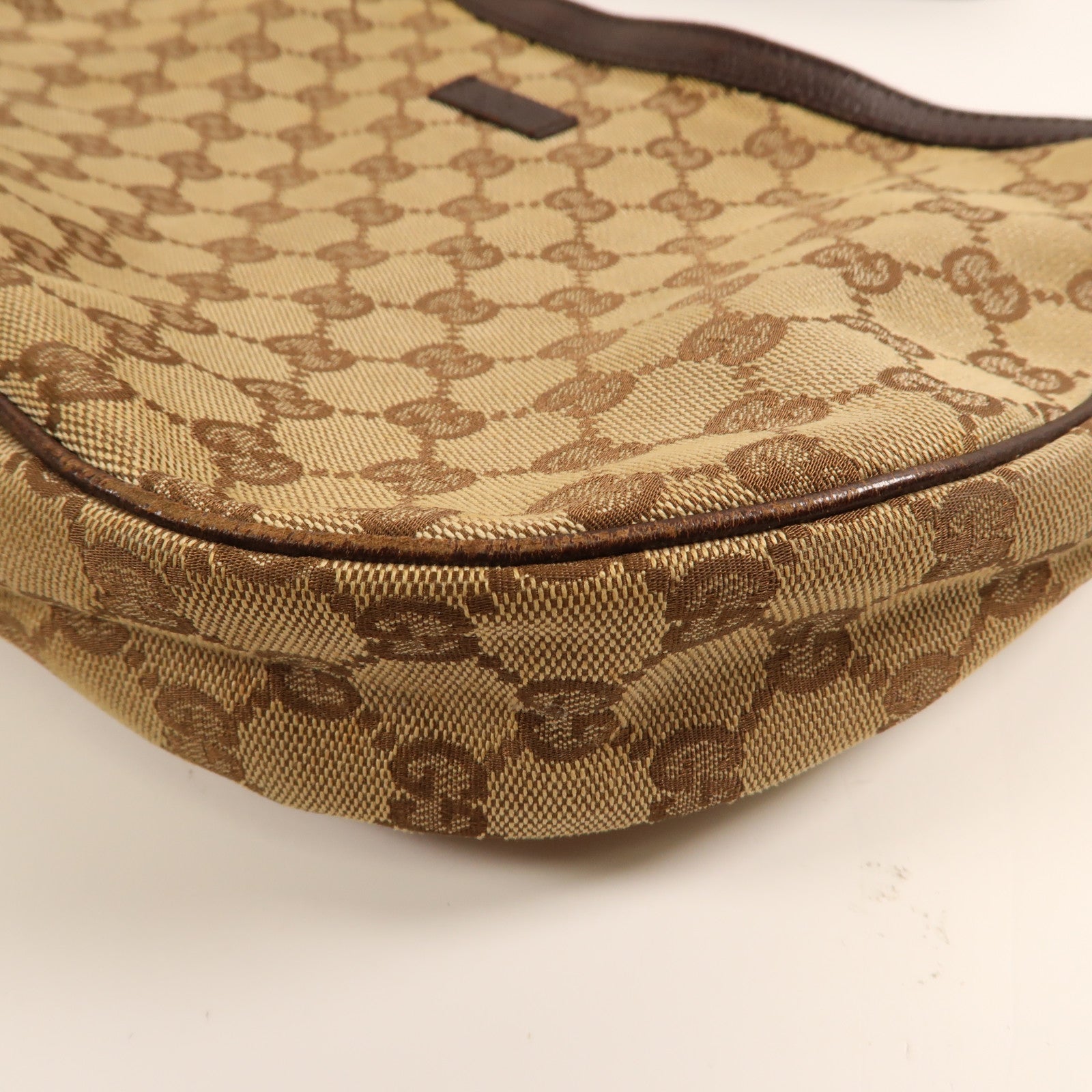 GUCCI 帆布Shoulder Bag銀扣肩背袋