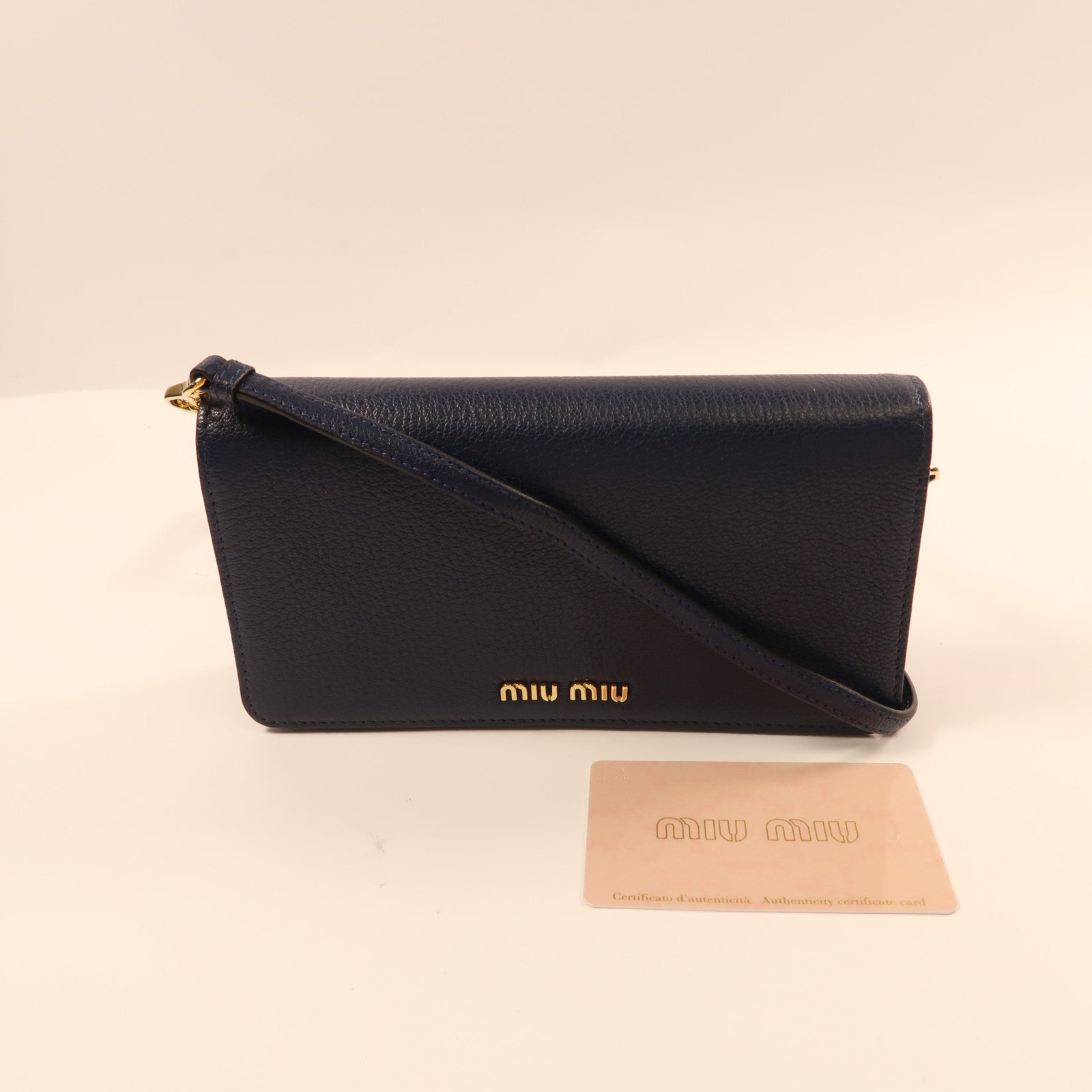 Miu Miu 牛皮皮革Shoulder Bag金扣肩背袋深藍色