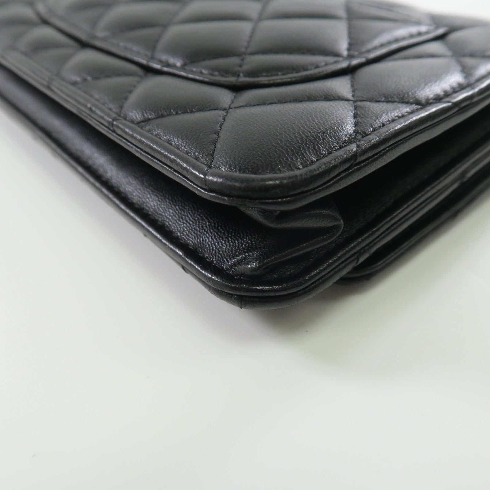 CHANEL 羊皮皮革Wallet On Chain金扣鏈帶肩背袋黑色