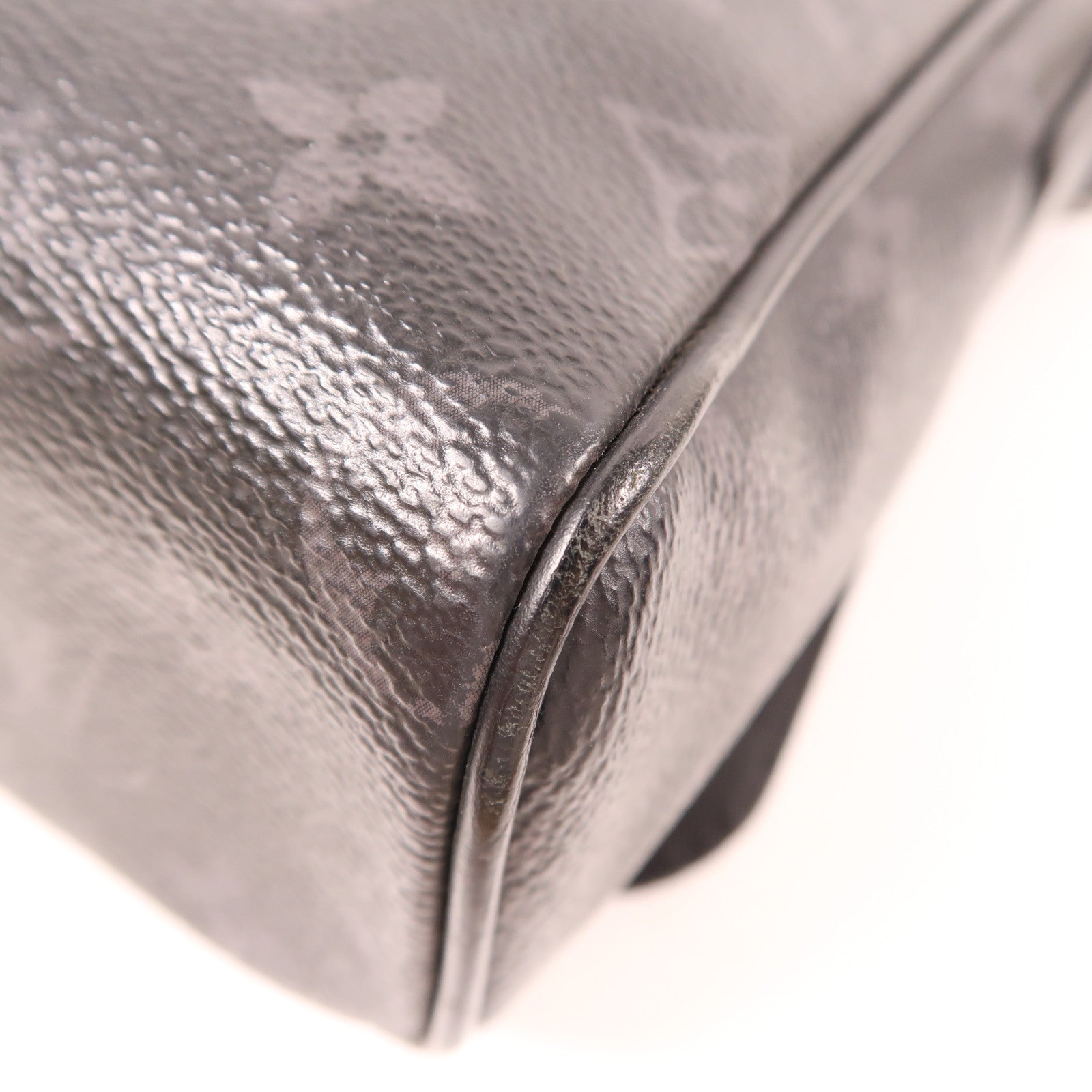 LOUIS VUITTON Monogram Eclipse District PM銀扣肩背袋黑色