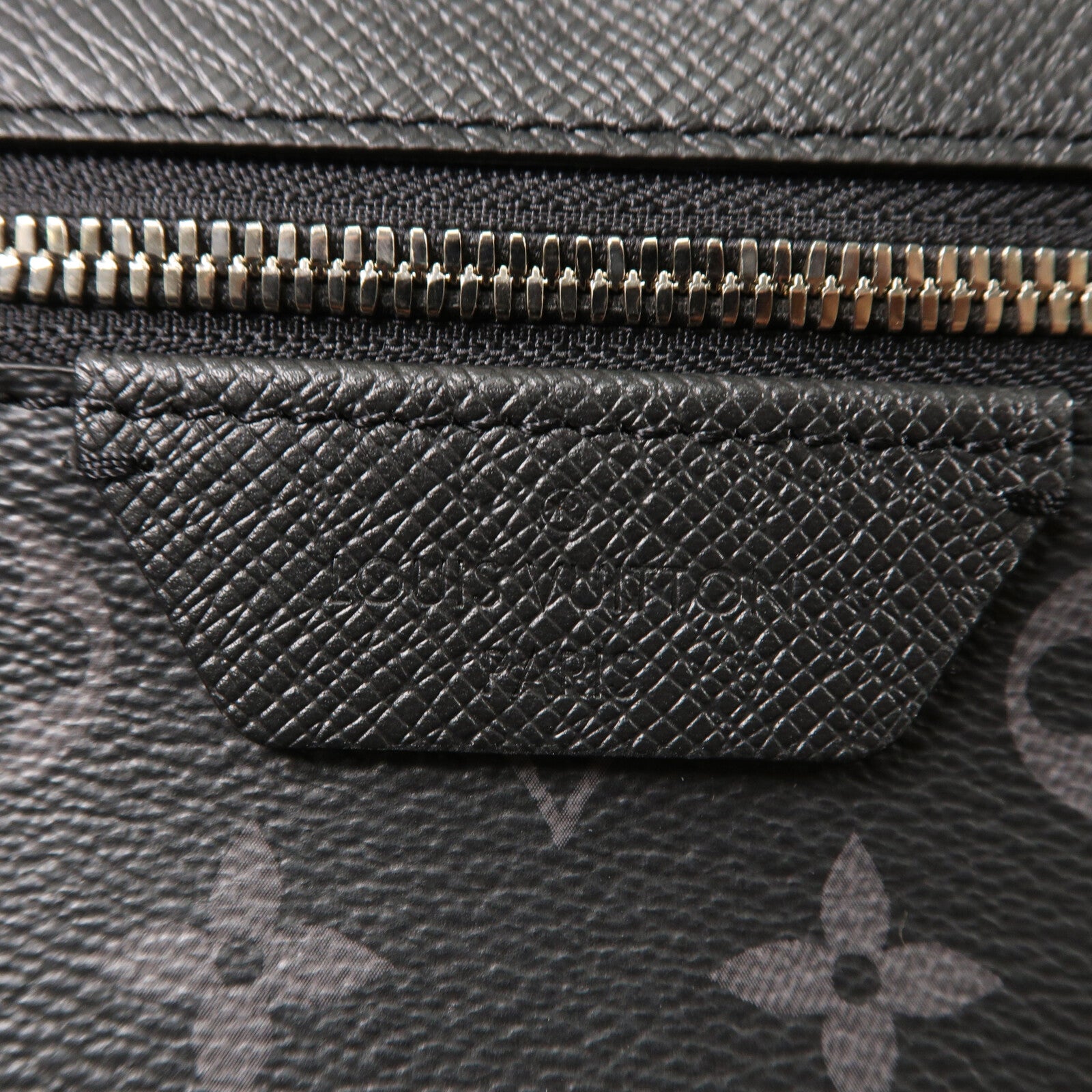 LOUIS VUITTON Taigarama Discovery Backpack背包