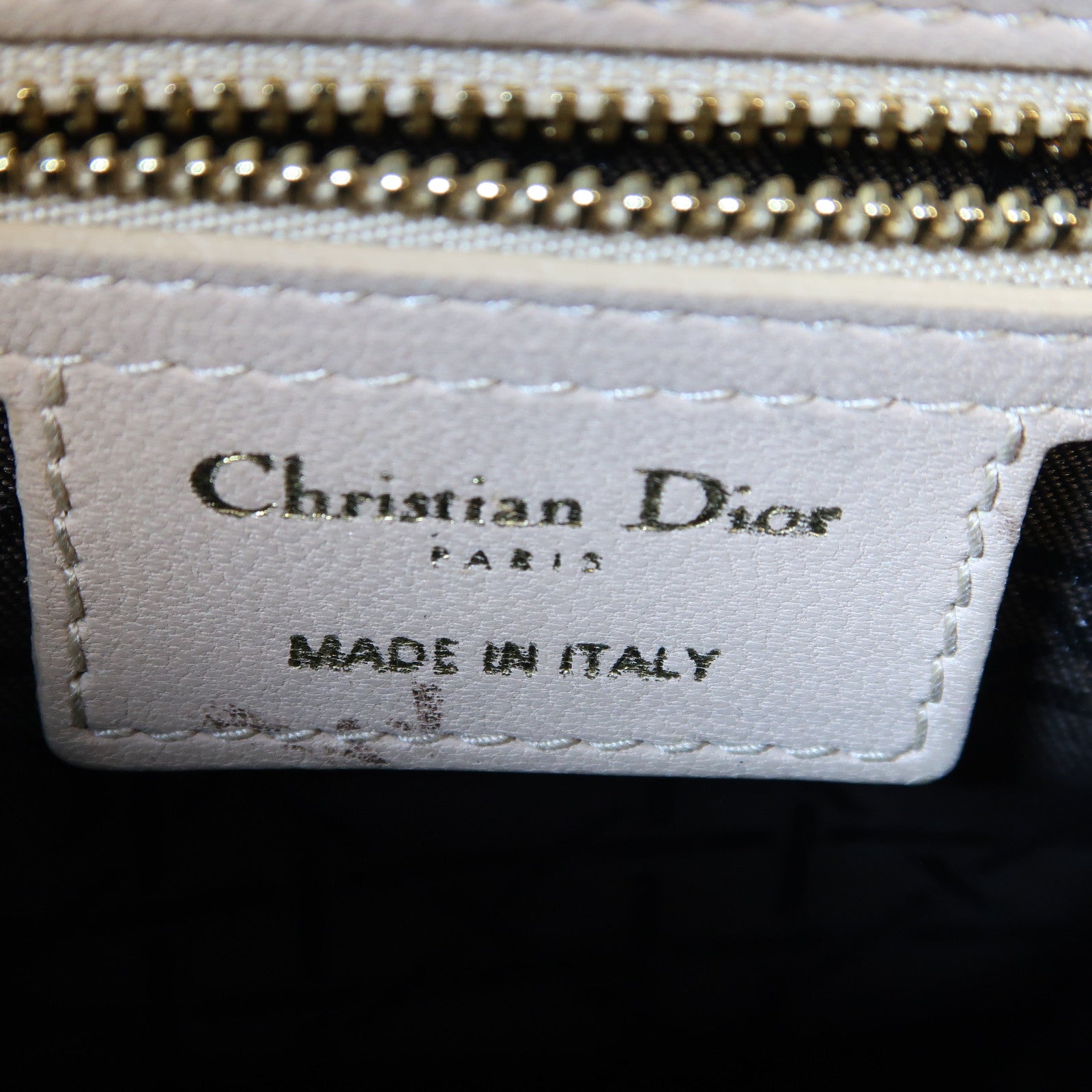 Dior 羊皮皮革Lady Dior Charm金扣手挽肩背兩用袋粉紅色