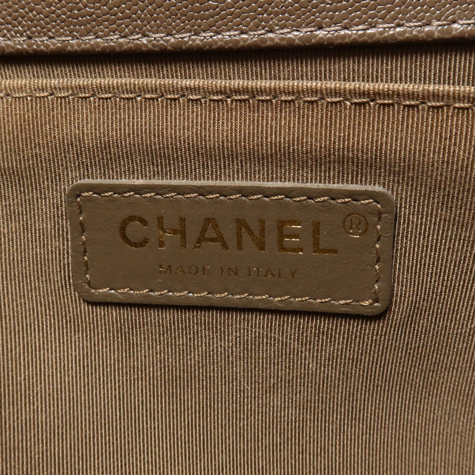 CHANEL 牛皮皮革Boy 25鏈帶肩背袋
