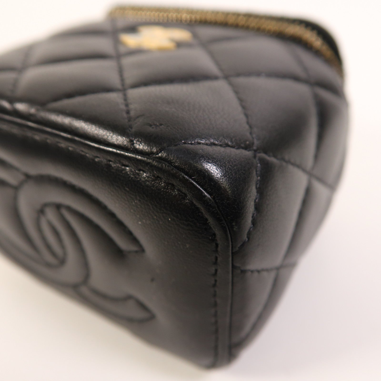 CHANEL 羊皮皮革Mini Vanity金扣鏈帶肩背袋