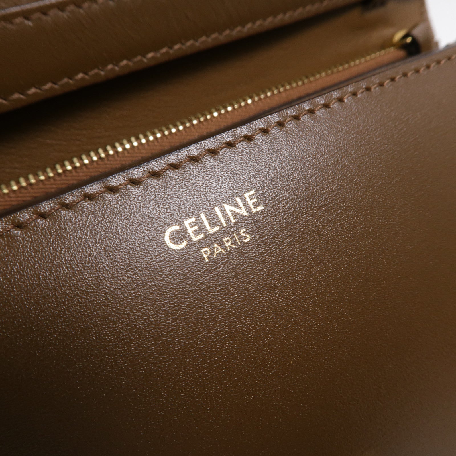 CELINE 牛皮皮革Classic Box Medium肩背袋