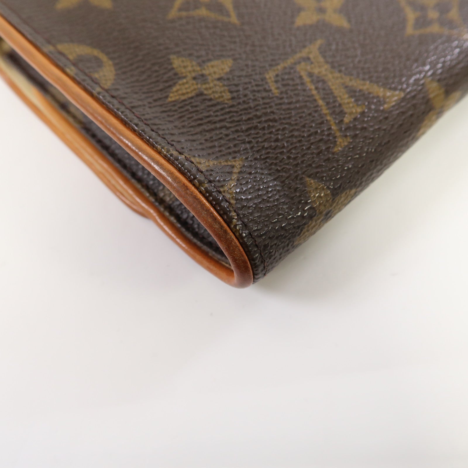 LOUIS VUITTON 【激減優惠】Monogram Pochette Twin GM金扣肩背袋啡色