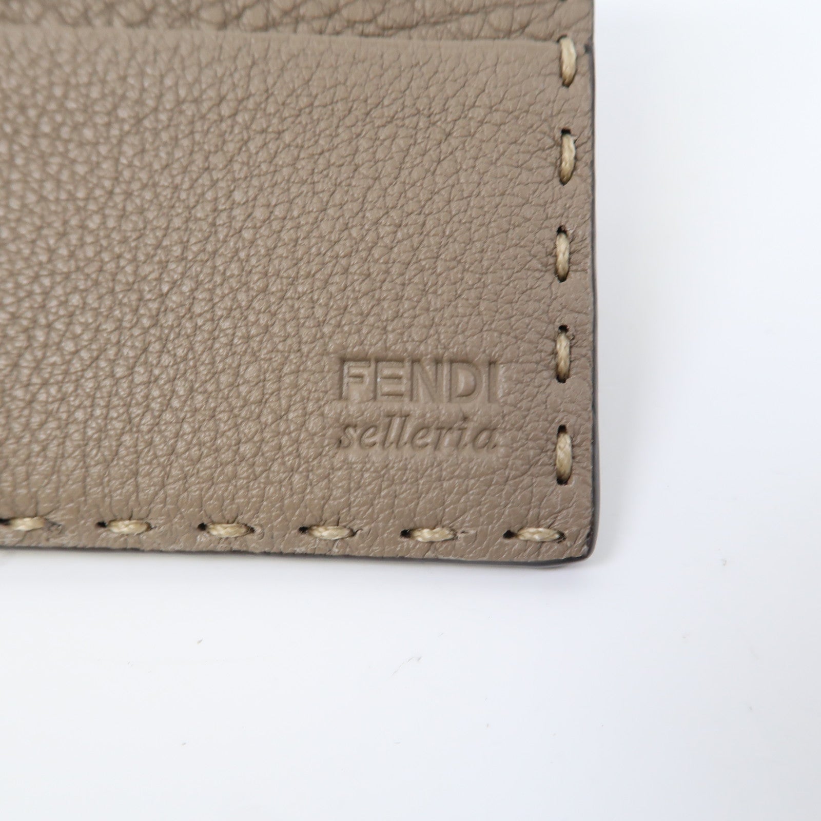 FENDI 牛皮皮革Selleria Wallet錢包米色