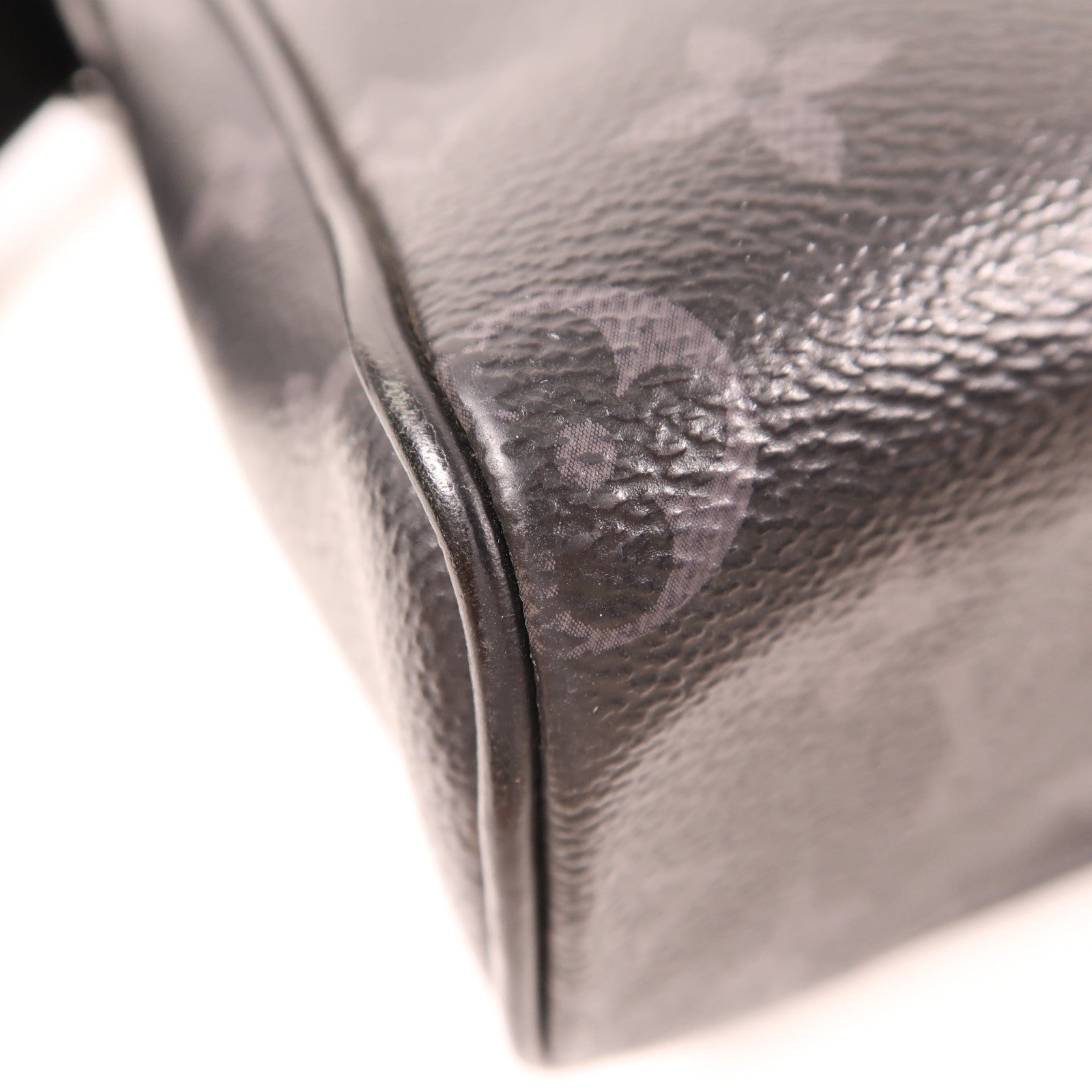LOUIS VUITTON Monogram Eclipse District PM銀扣肩背袋黑色
