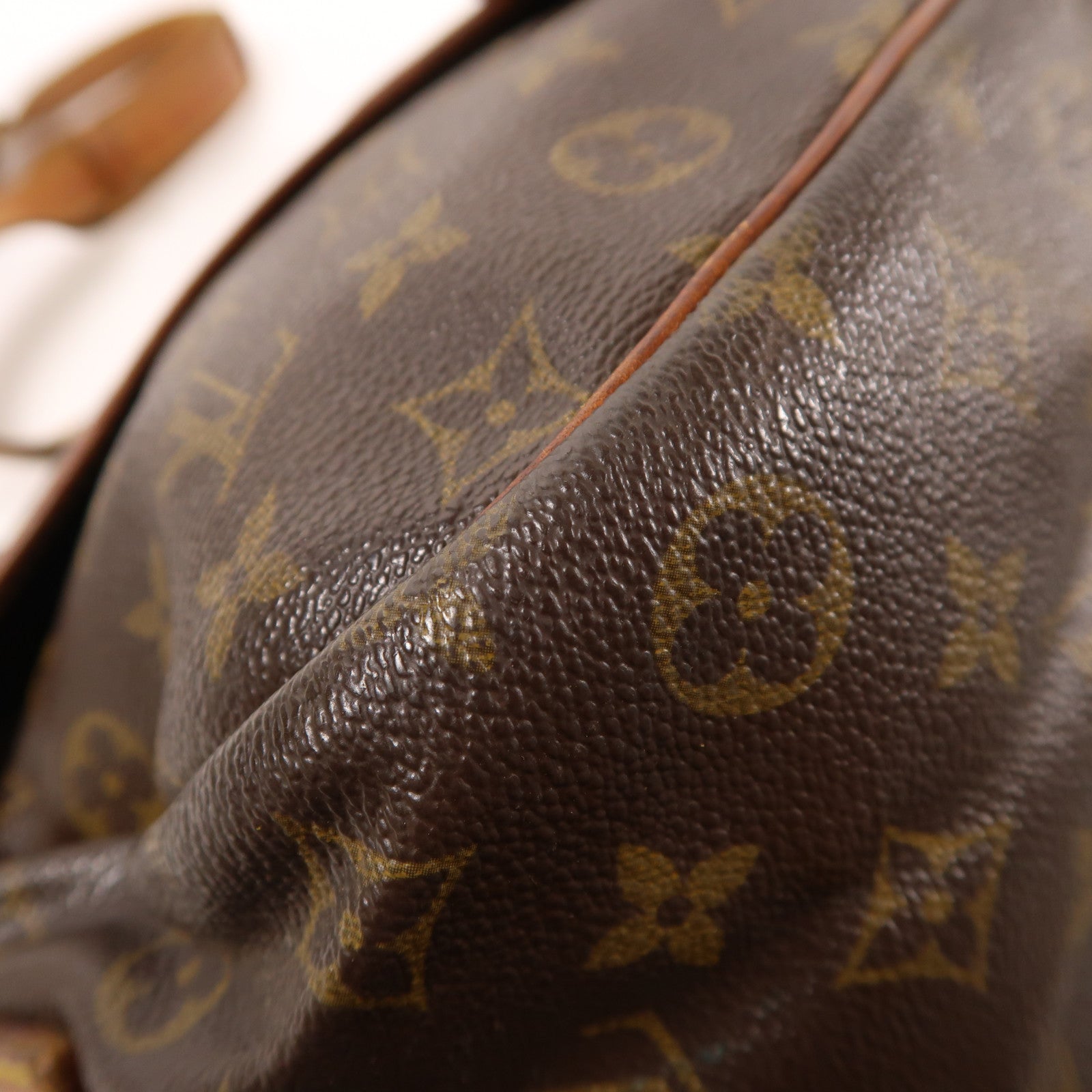 LOUIS VUITTON Monogram Saumur 35金扣肩背袋
