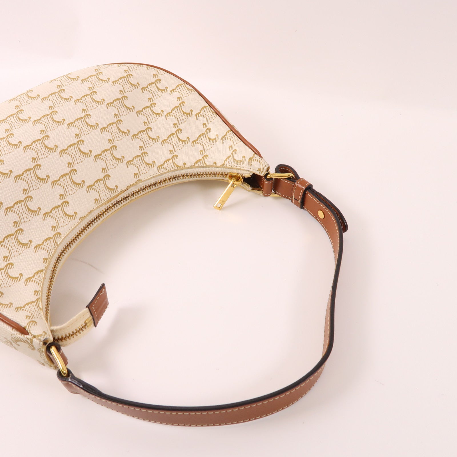 CELINE 塗層帆布Ava Bag金扣肩背袋