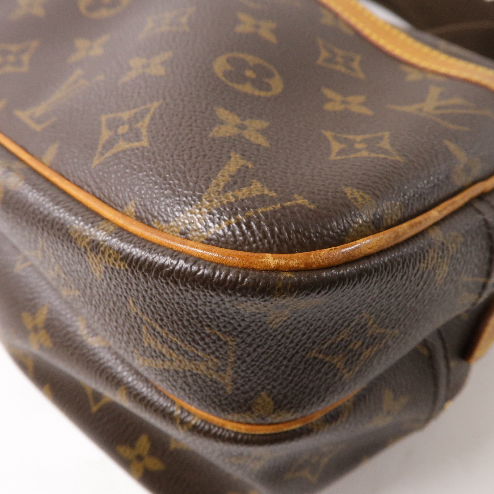 LOUIS VUITTON Monogram Reporter PM金扣肩背袋