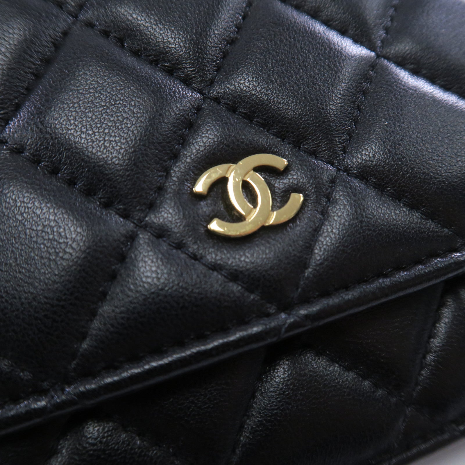 CHANEL 羊皮皮革Wallet On Chain金扣鏈帶肩背袋黑色