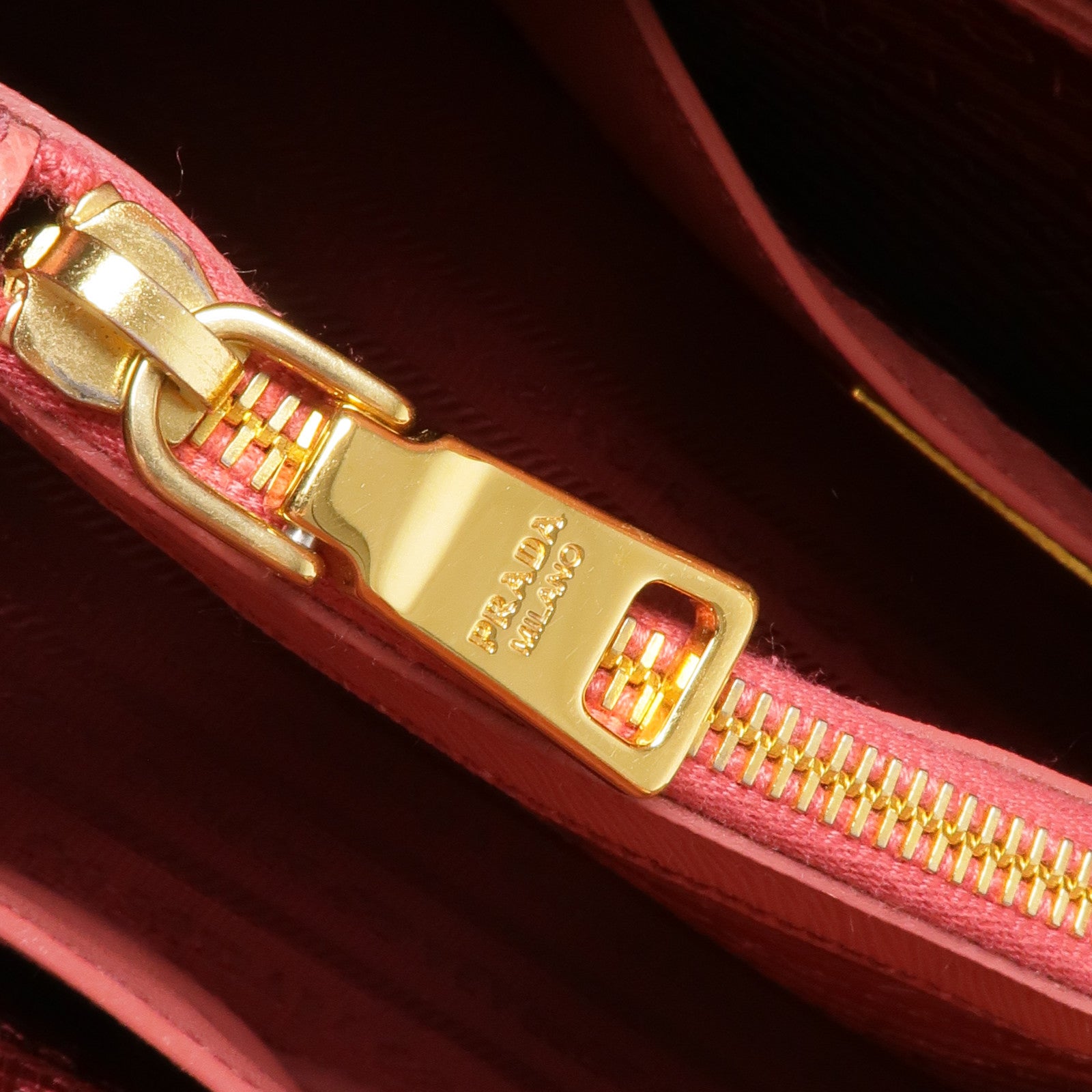 PRADA Saffiano皮革Saffiano Lux Tote Bag金扣手挽肩背兩用袋