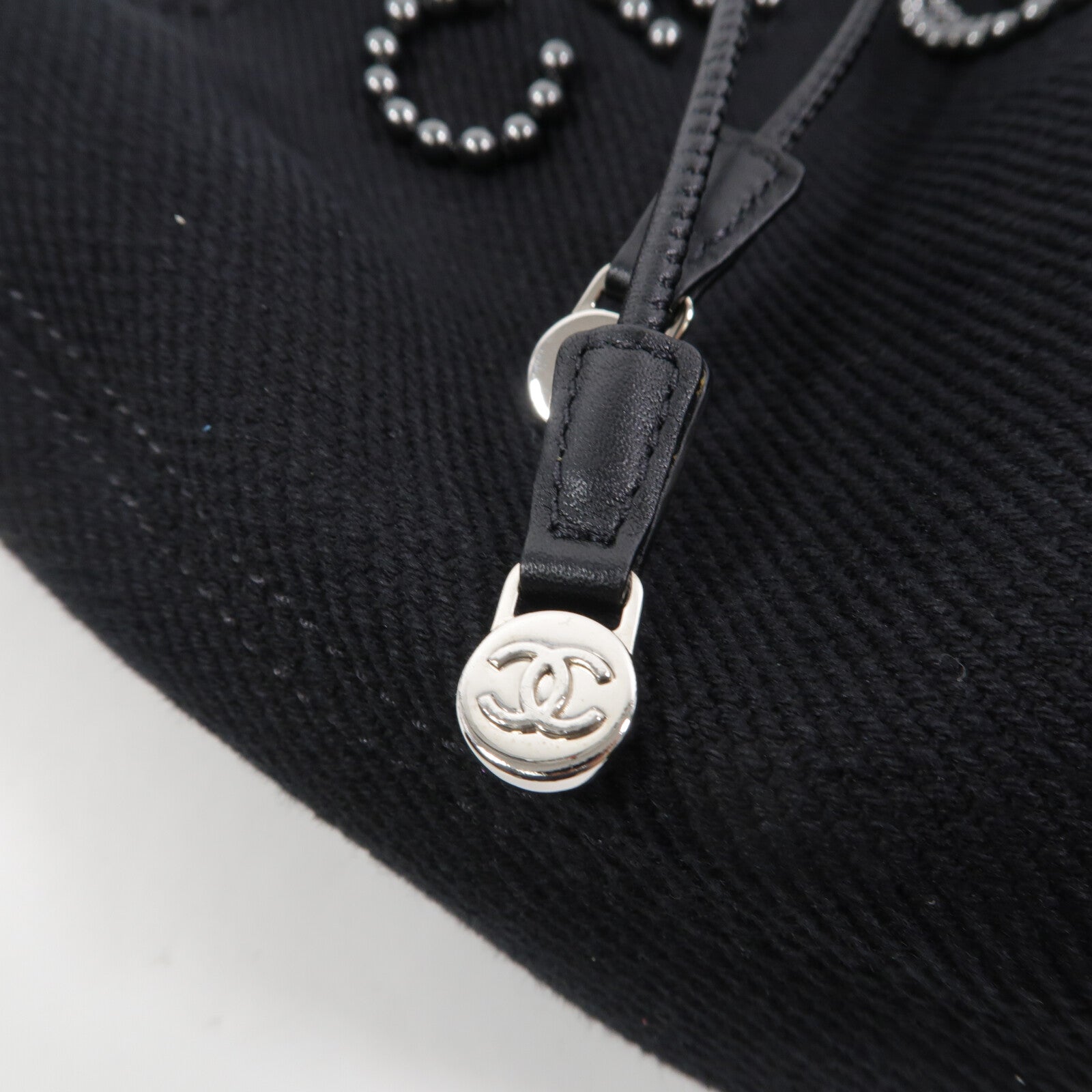 CHANEL 帆布Deauville Drawsting Bucket鏈帶肩背袋