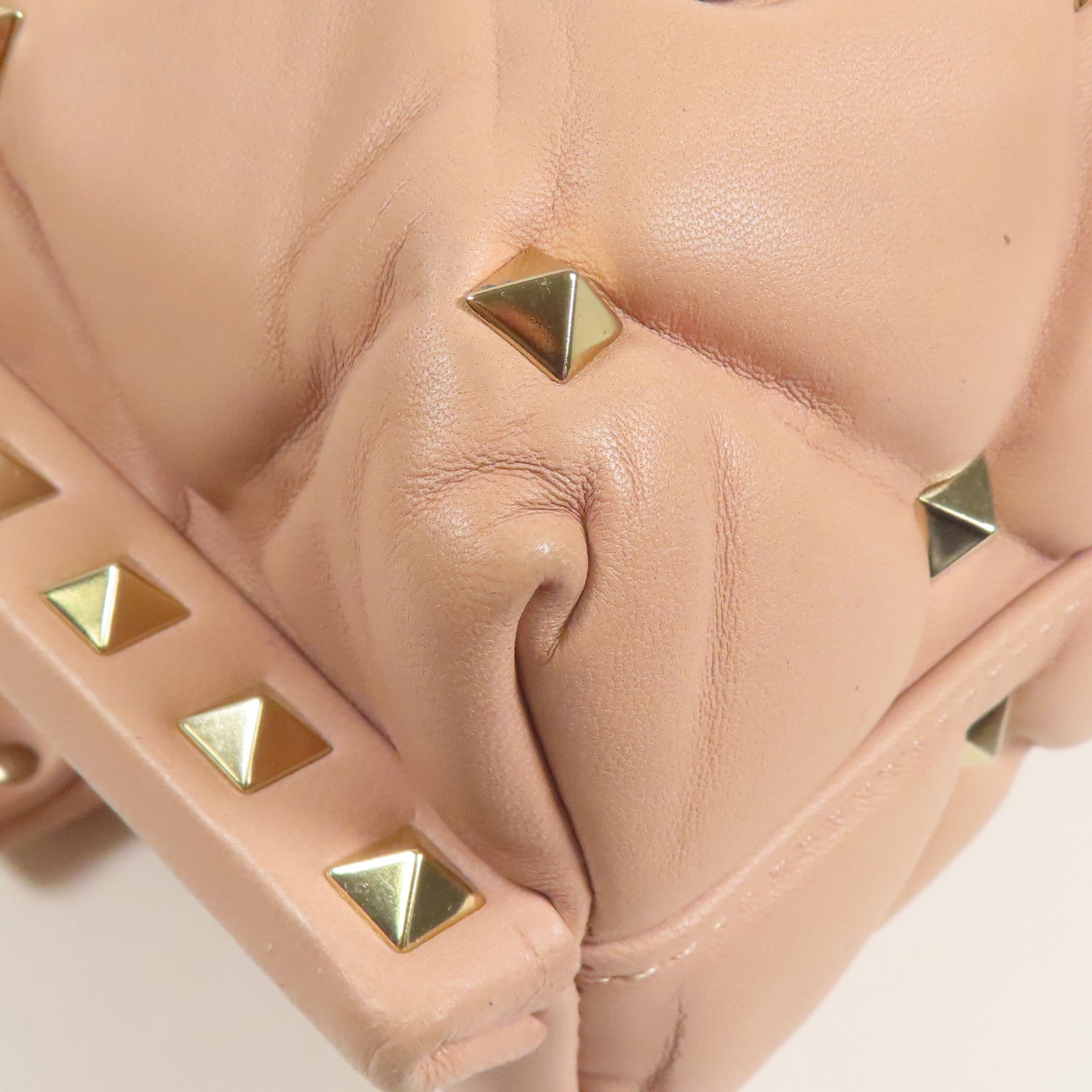 Valentino 羊皮皮革Shoulder Bag金扣肩背袋