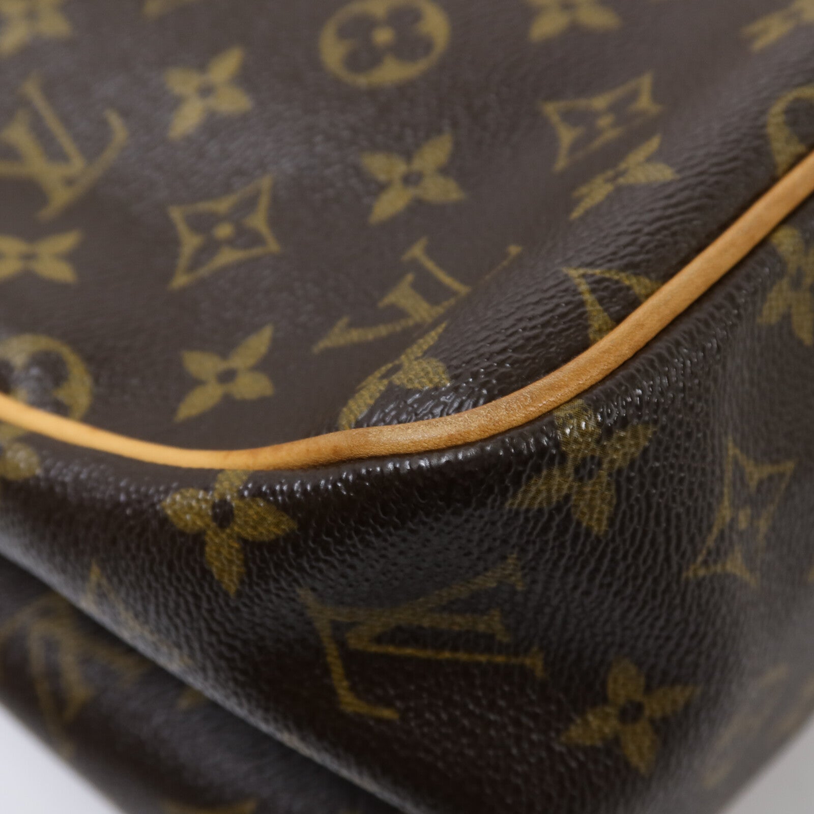 LOUIS VUITTON Monogram Batignolles金扣肩背袋