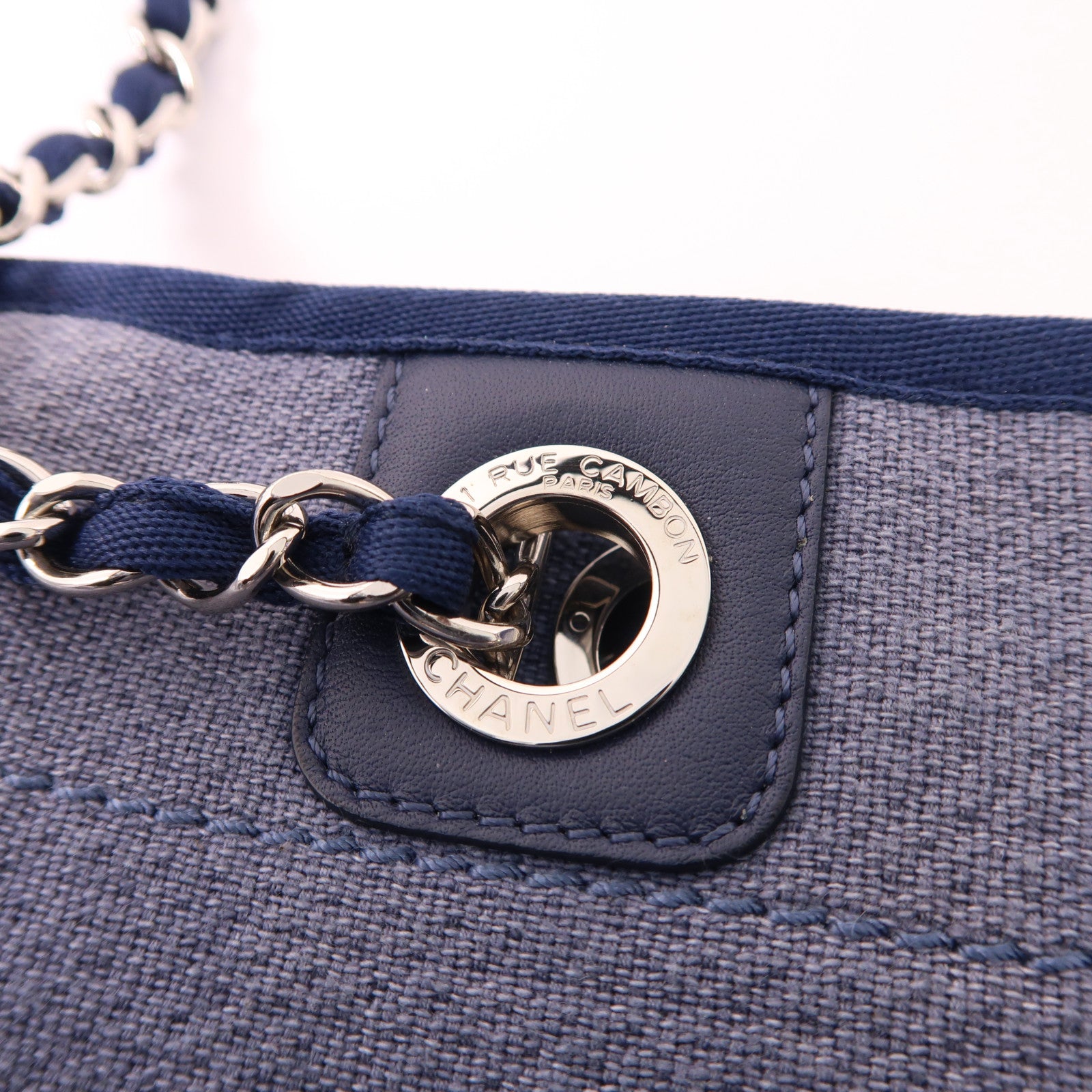 CHANEL 帆布Deauville Tote銀扣肩背袋