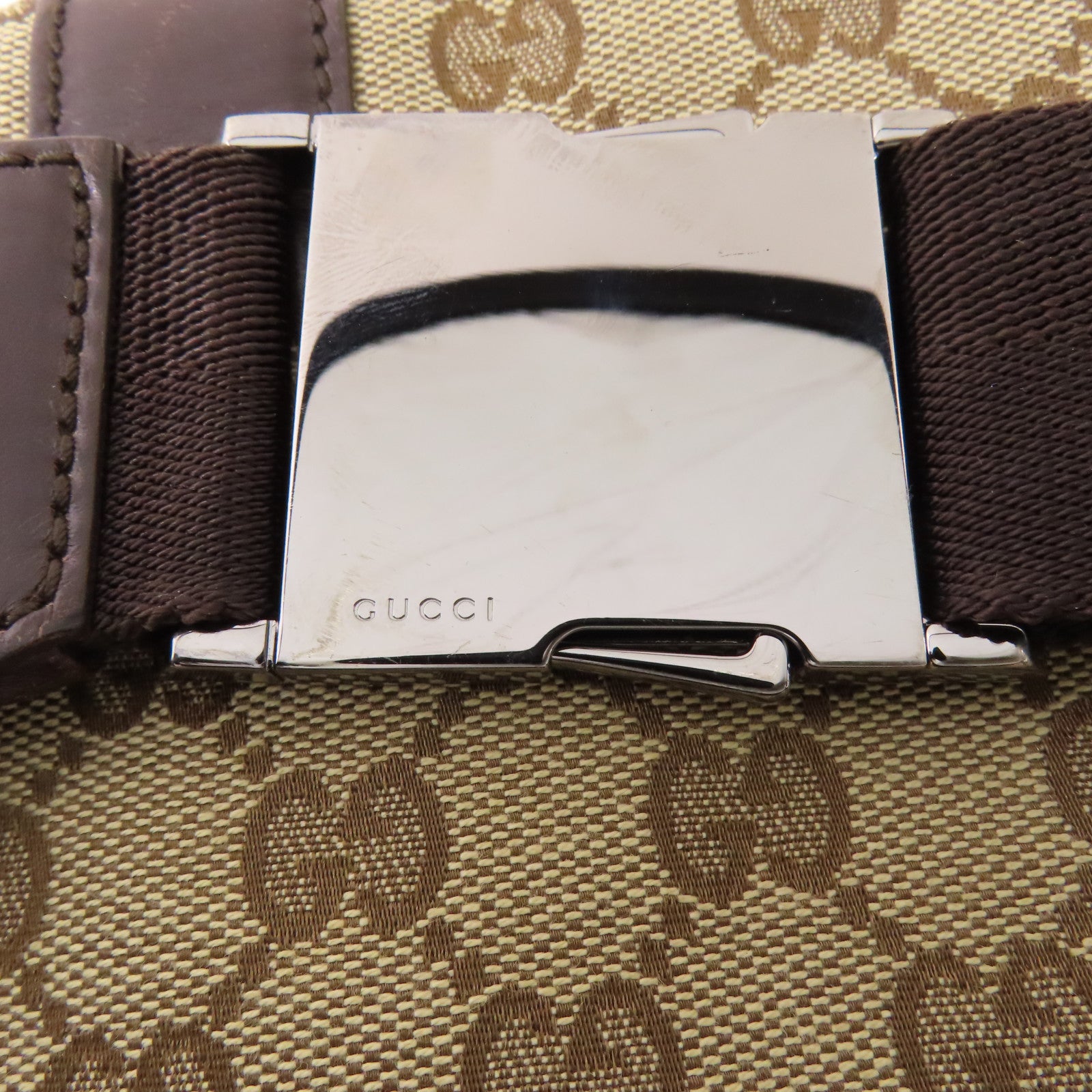 GUCCI 帆布Waist Bag銀扣腰包