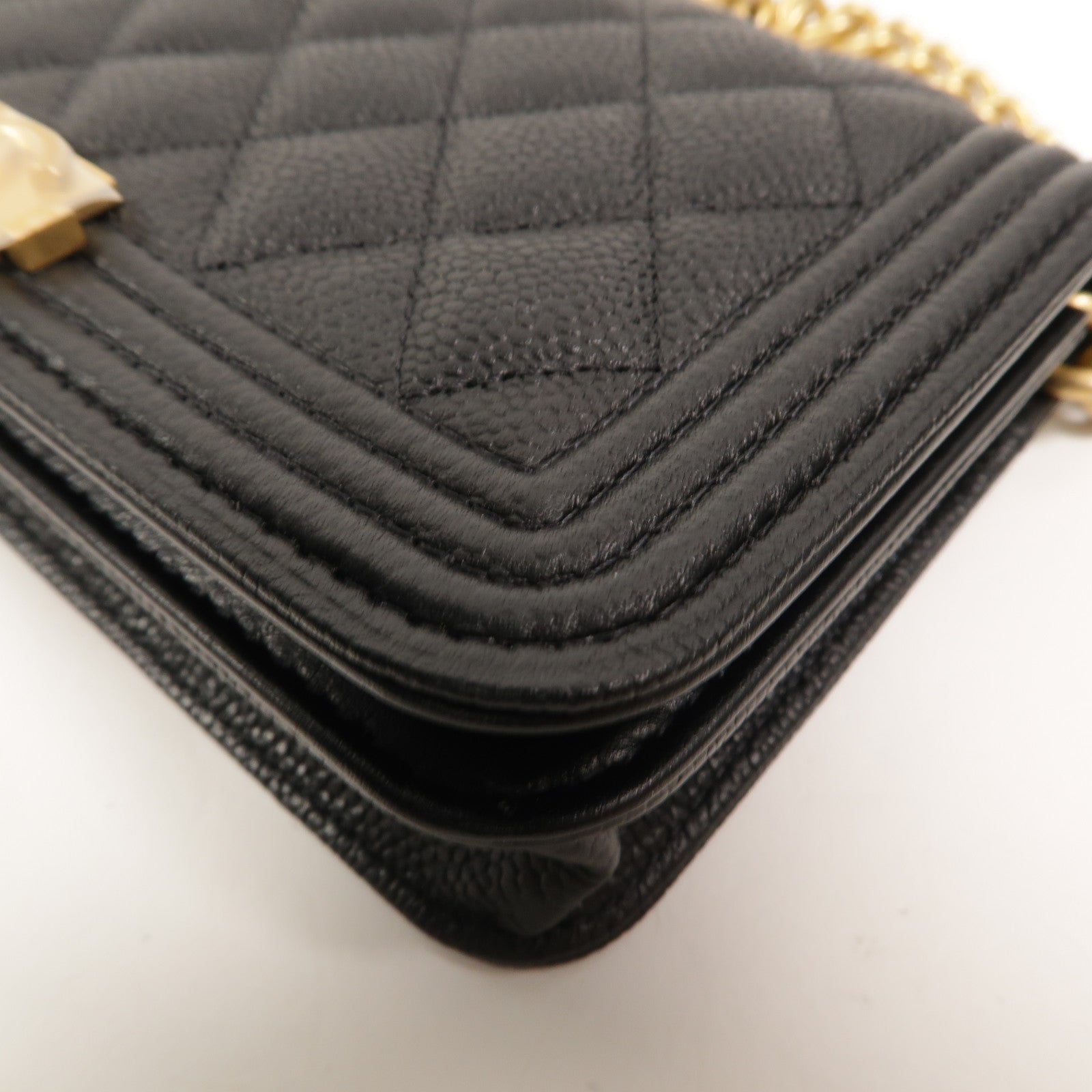 CHANEL 牛皮皮革Mini Boy鏈帶肩背袋