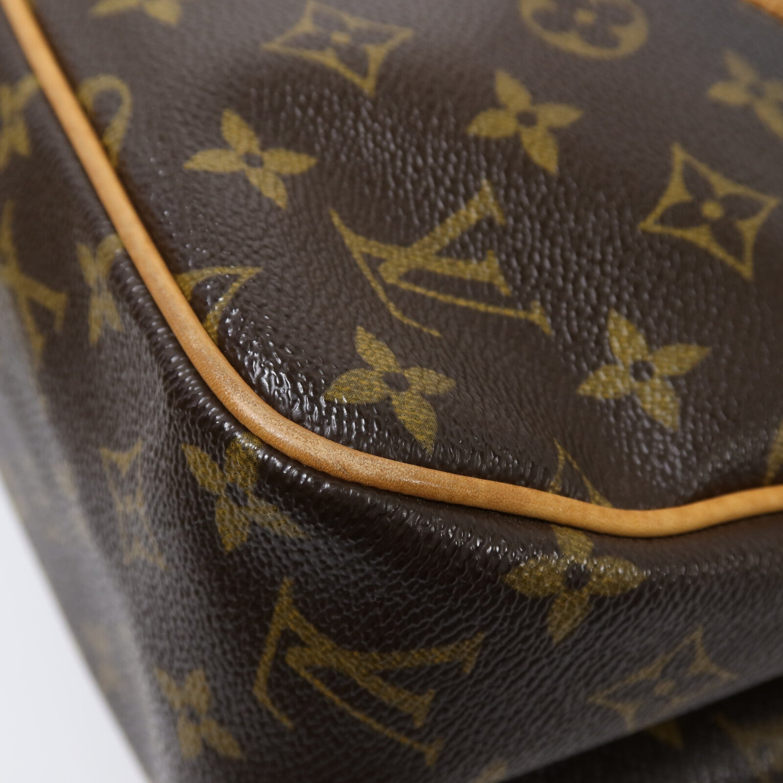 LOUIS VUITTON Monogram Batignolles金扣肩背袋