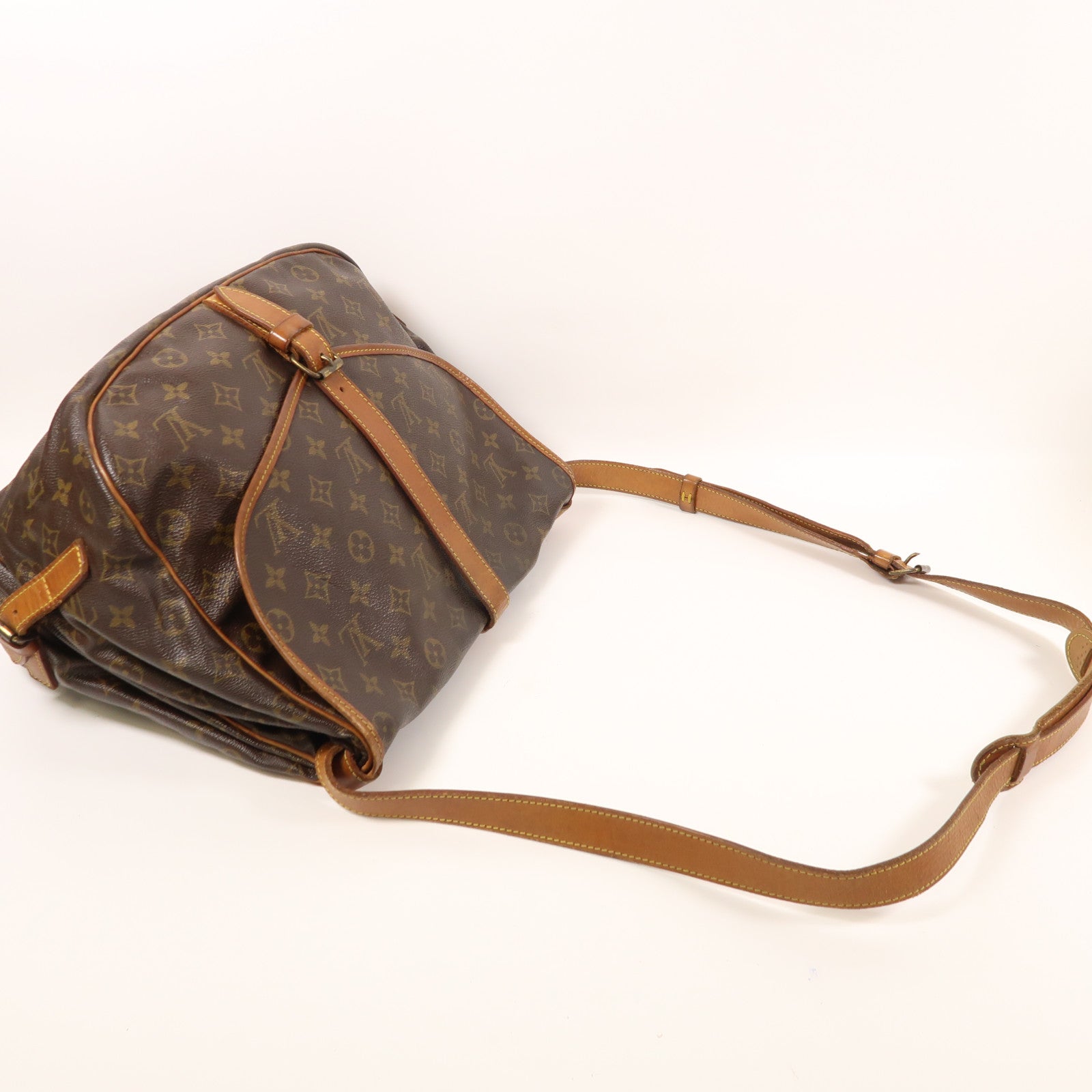 LOUIS VUITTON Monogram Saumur 35金扣肩背袋