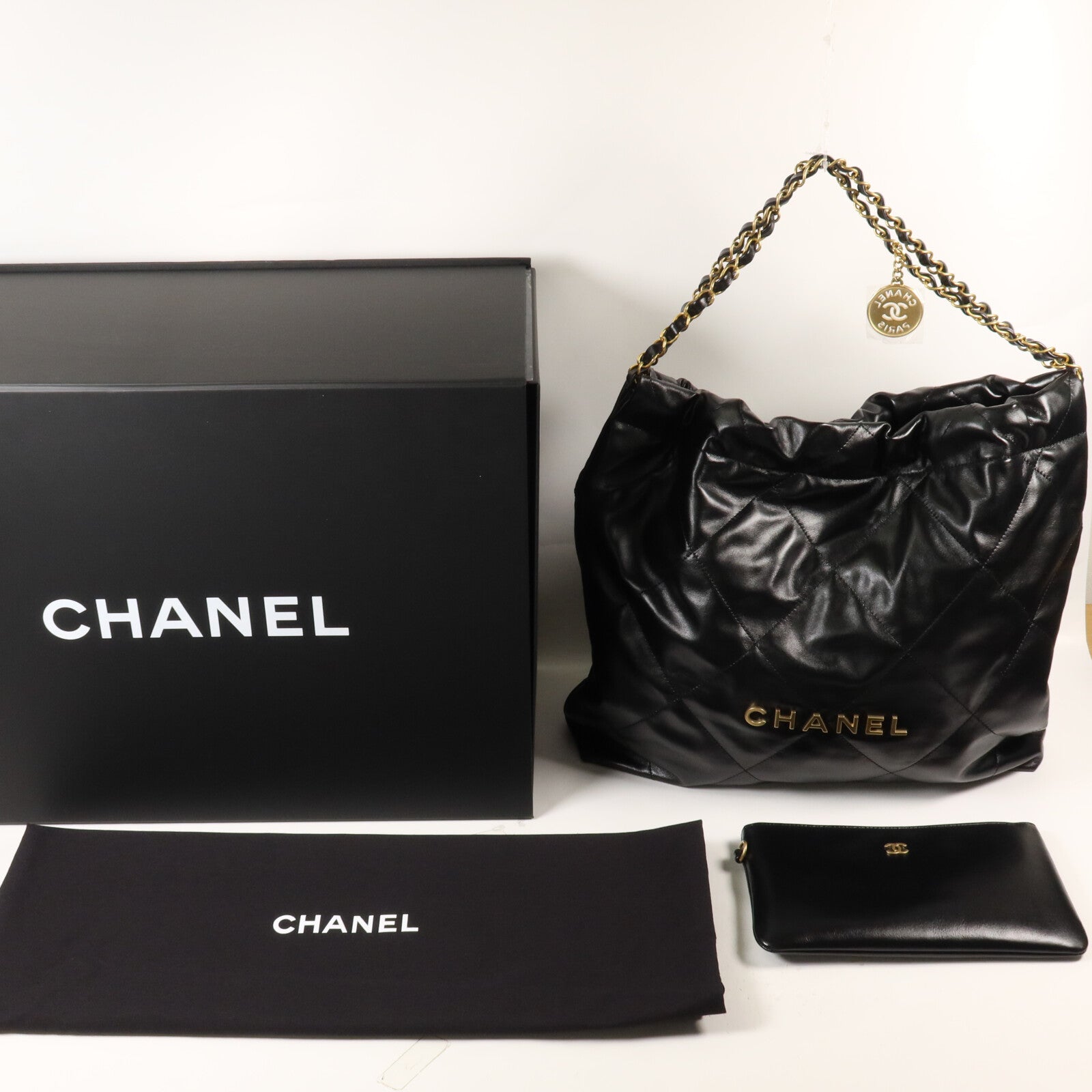 CHANEL 牛皮皮革C22 Medium鏈帶肩背袋