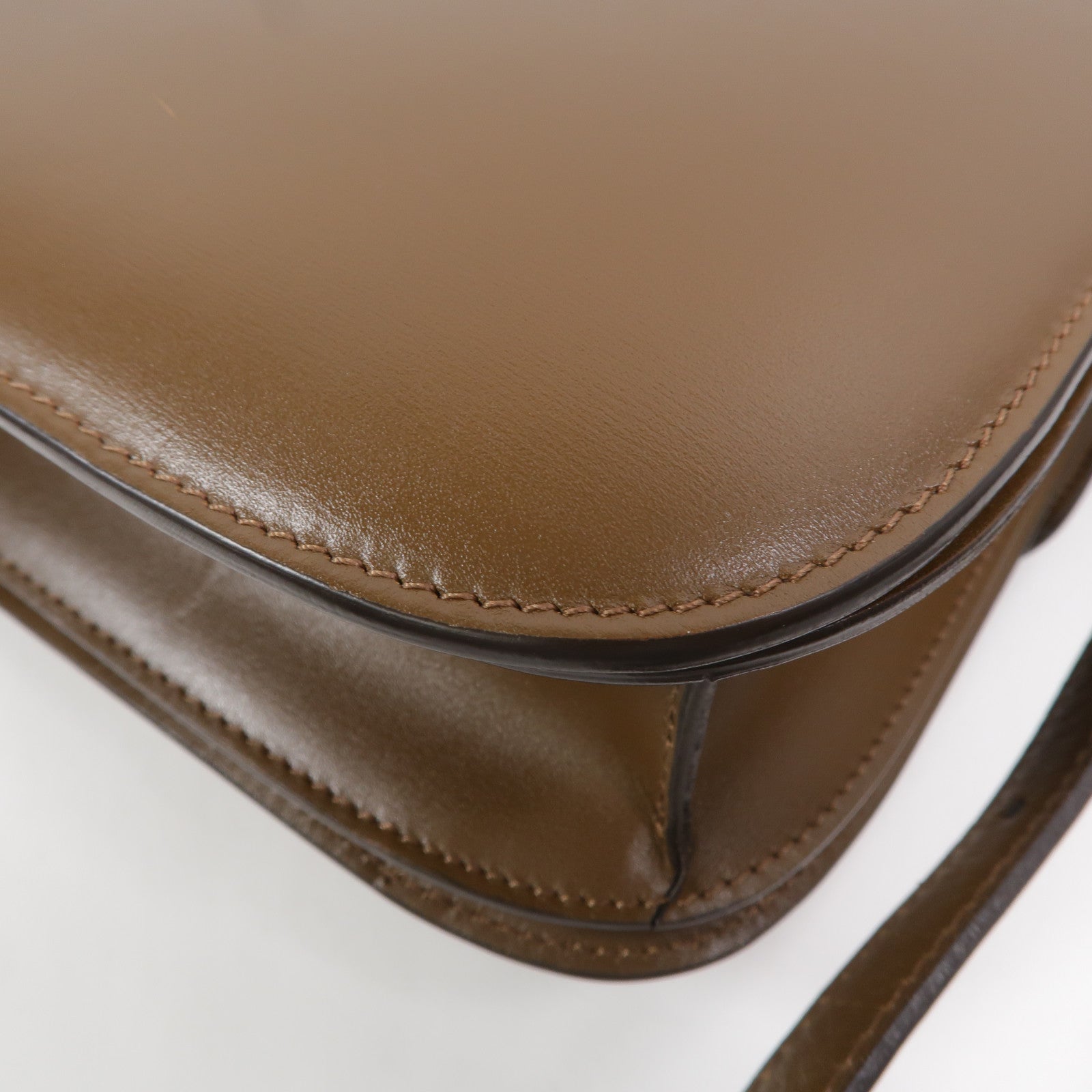CELINE 牛皮皮革Classic Box Medium肩背袋