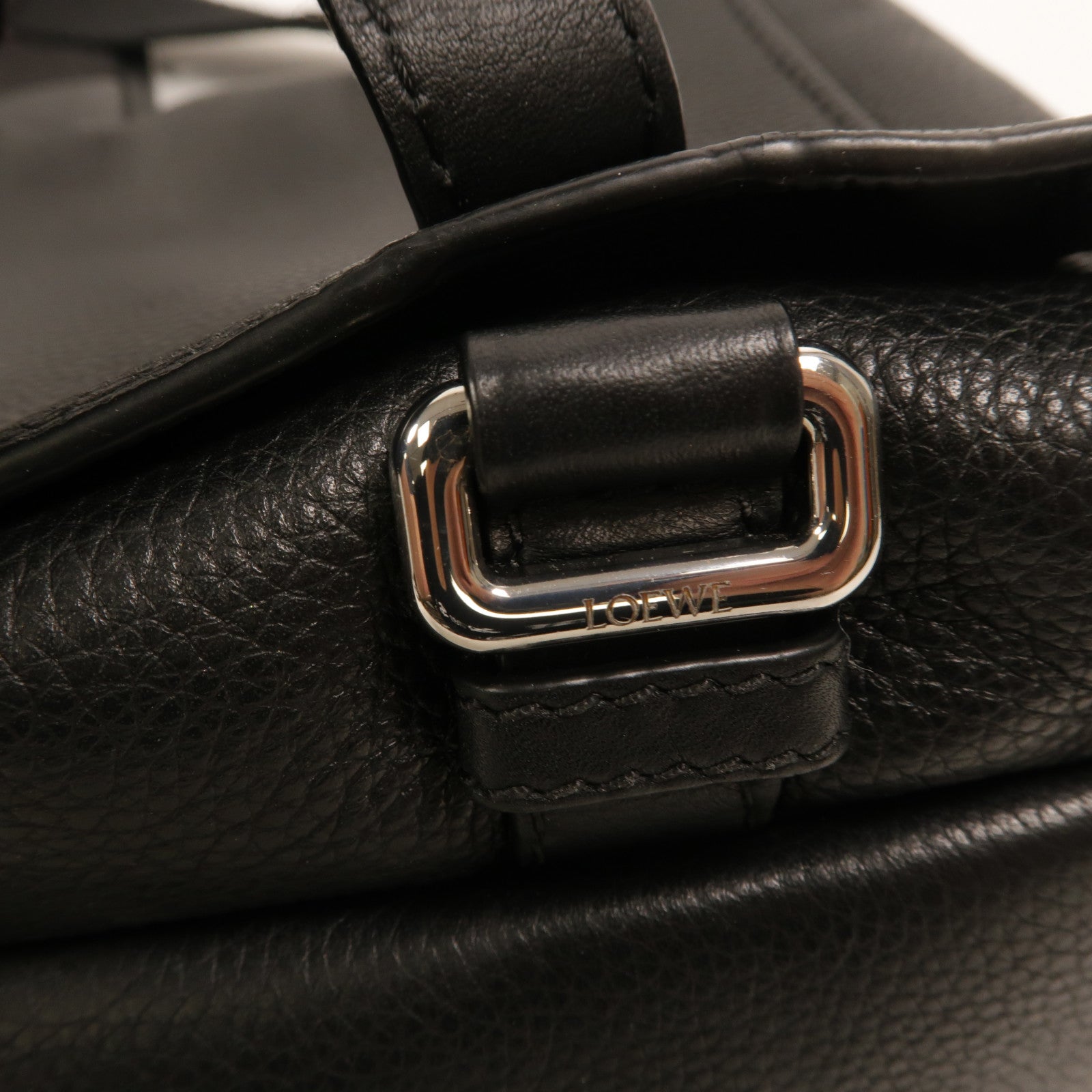 LOEWE 牛皮皮革Military Messenger XS肩背袋