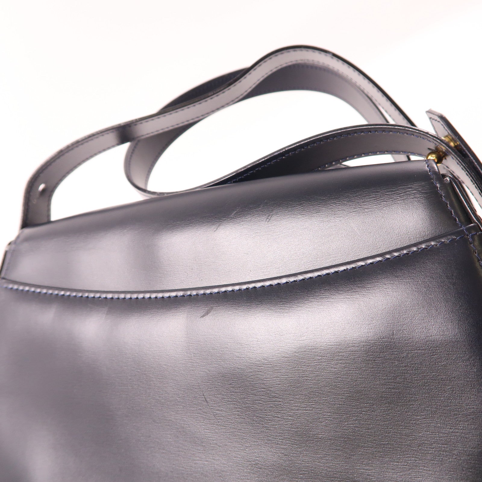 CARTIER 牛皮皮革Shoulder Bag金扣肩背袋黑色