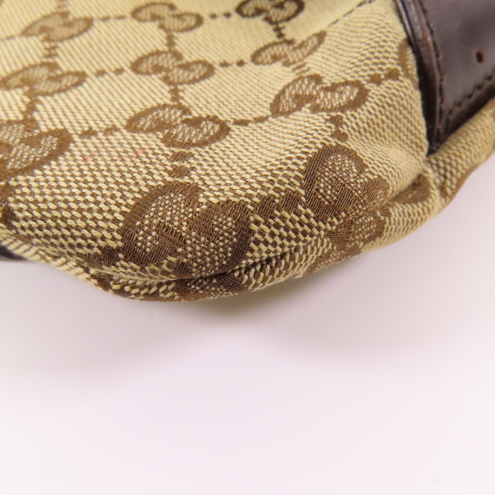 GUCCI 帆布Waist Bag銀扣腰包