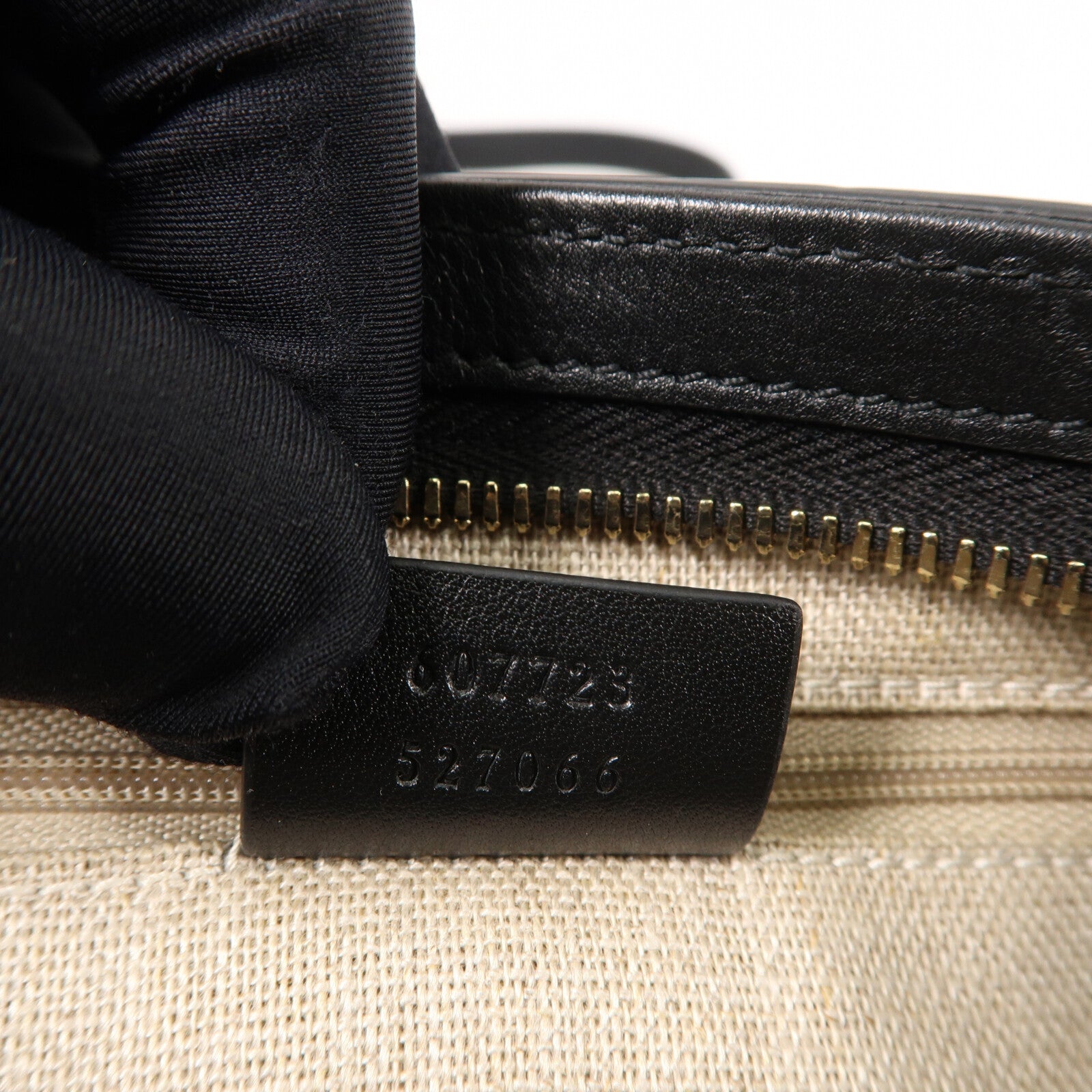 GUCCI 牛皮皮革Guccissama GG肩背袋